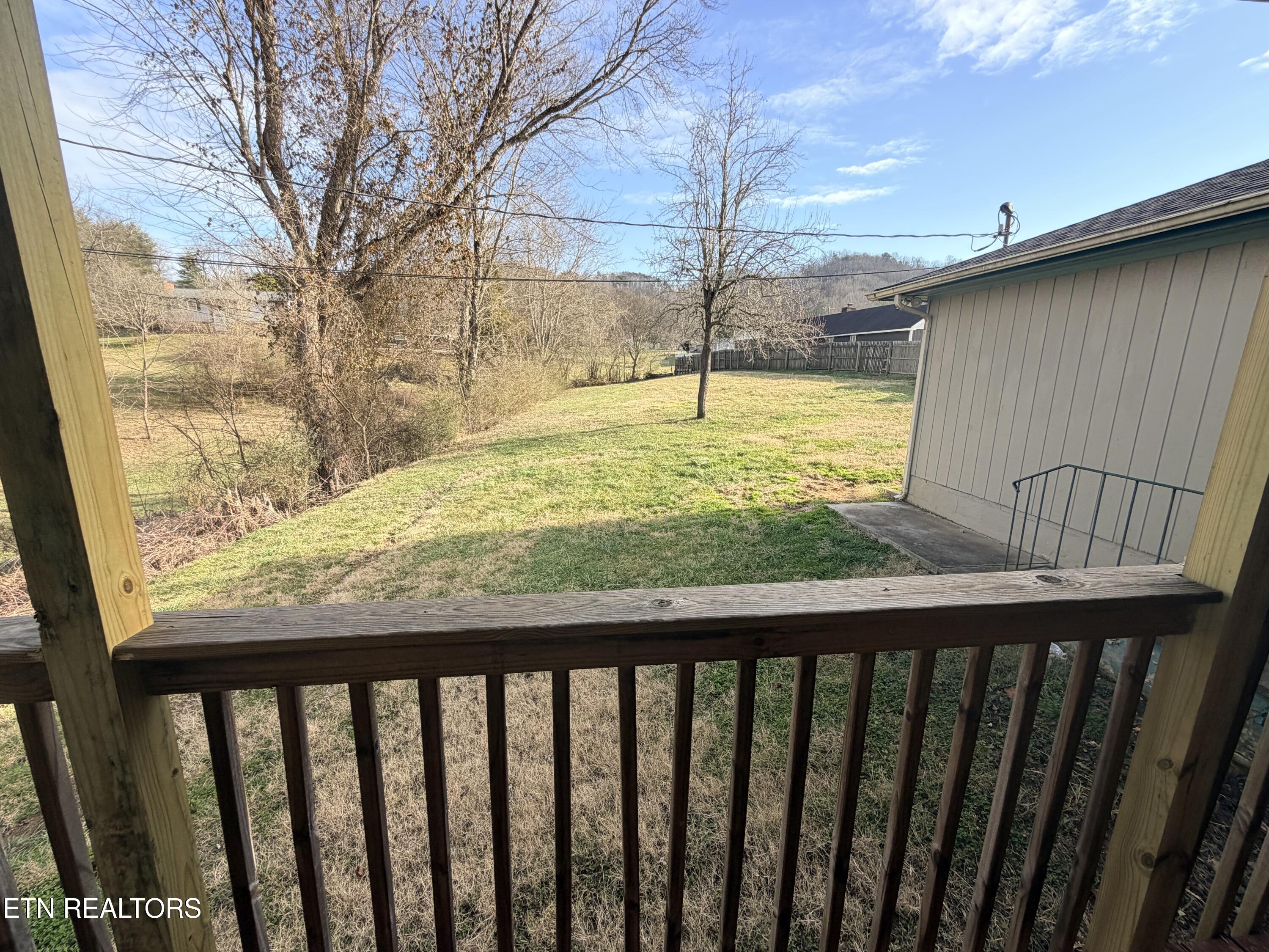 206 Cheryl Lane Clinton TN 37716