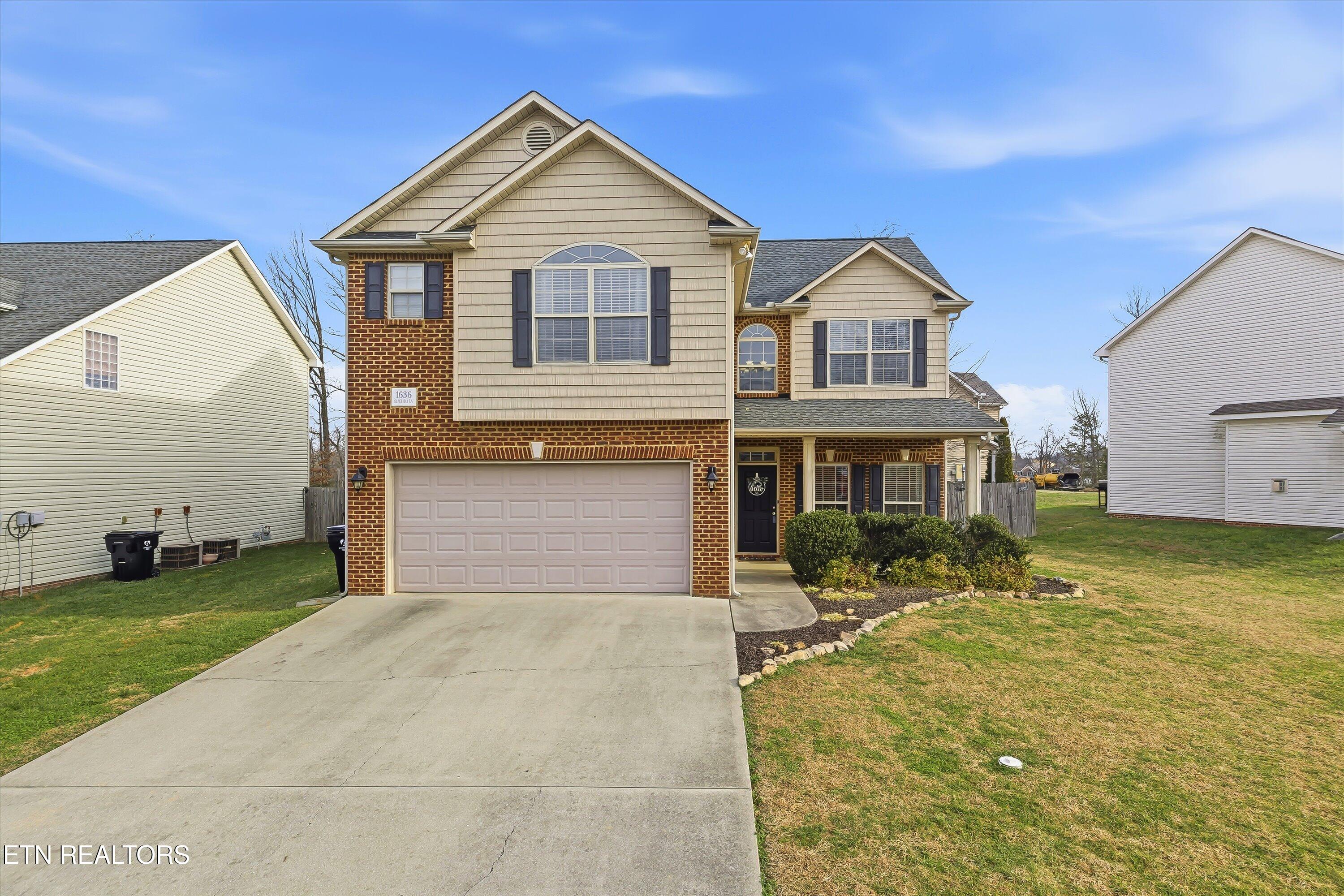 1636 Silver Oak Lane Lenoir City TN 37772