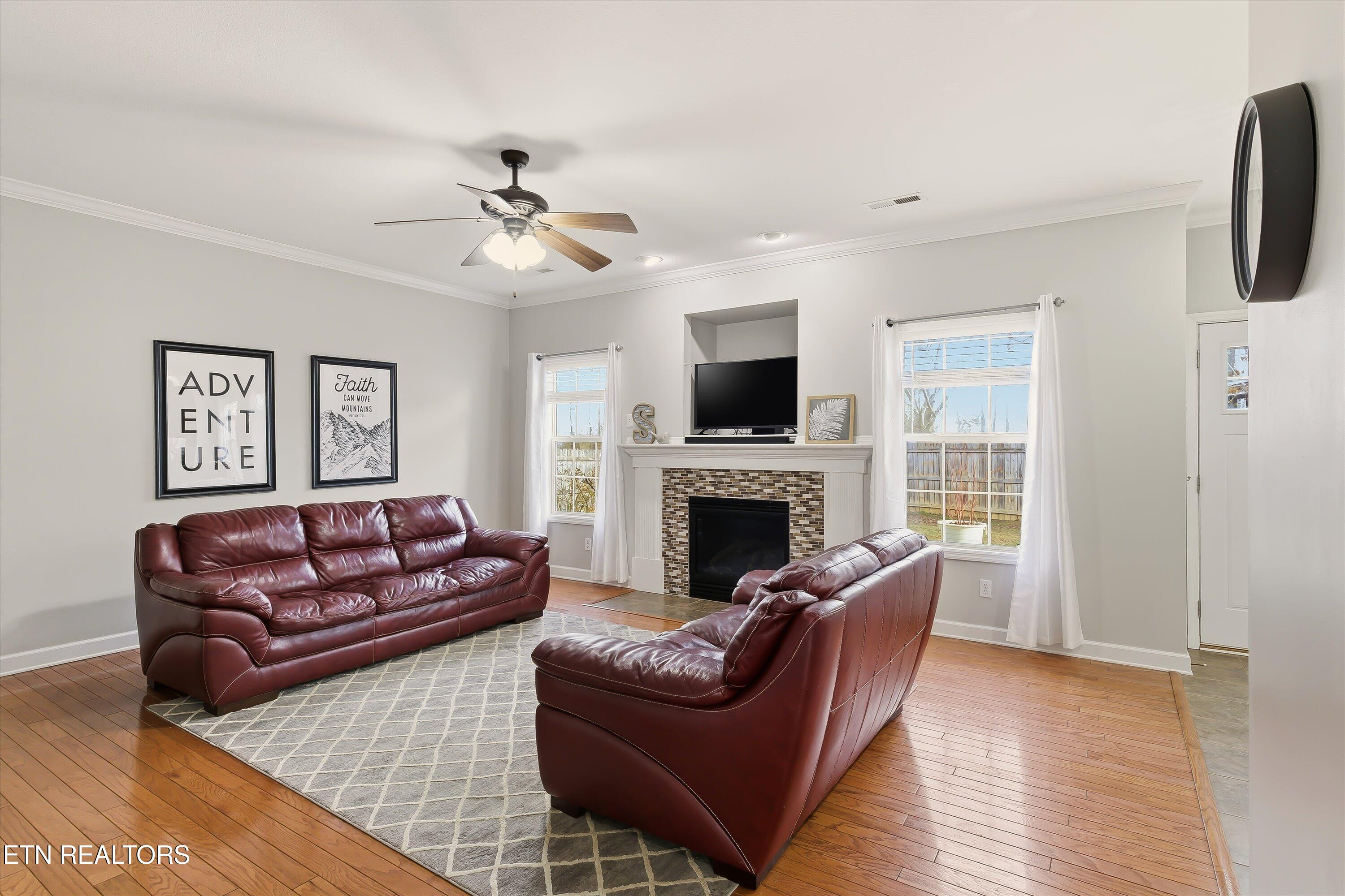 1636 Silver Oak Lane Lenoir City TN 37772