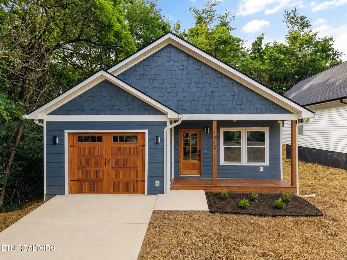 1312 NE Ezell Street Knoxville TN 37917