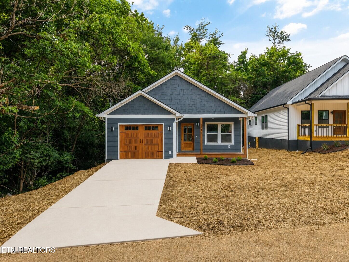 1312 NE Ezell Street Knoxville TN 37917