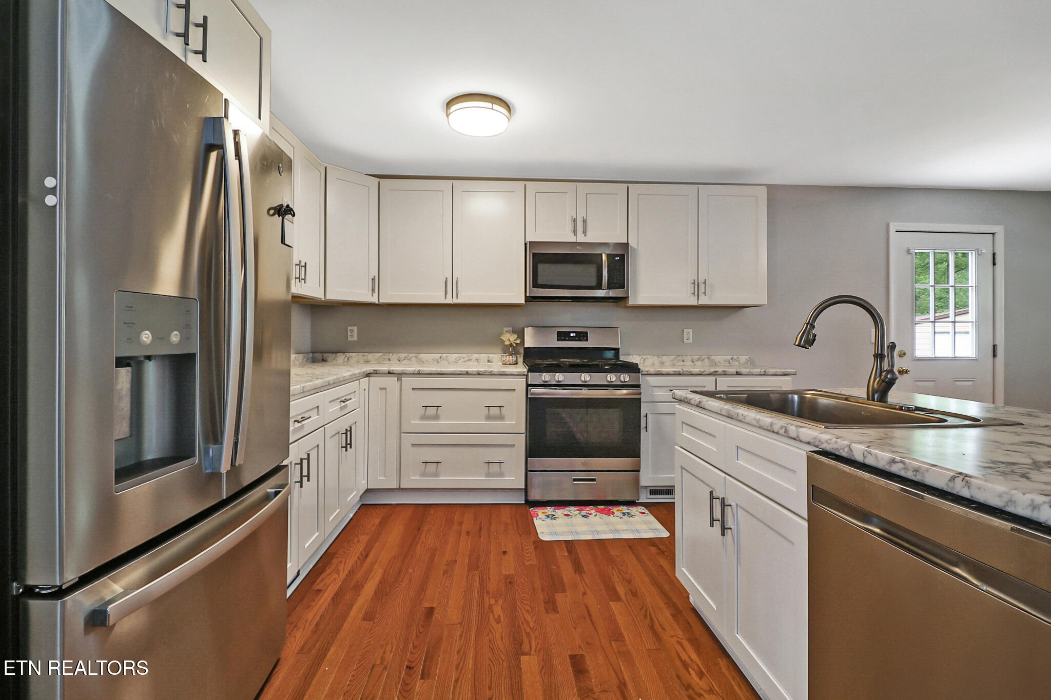 106 Dewey Road Oak Ridge TN 37830
