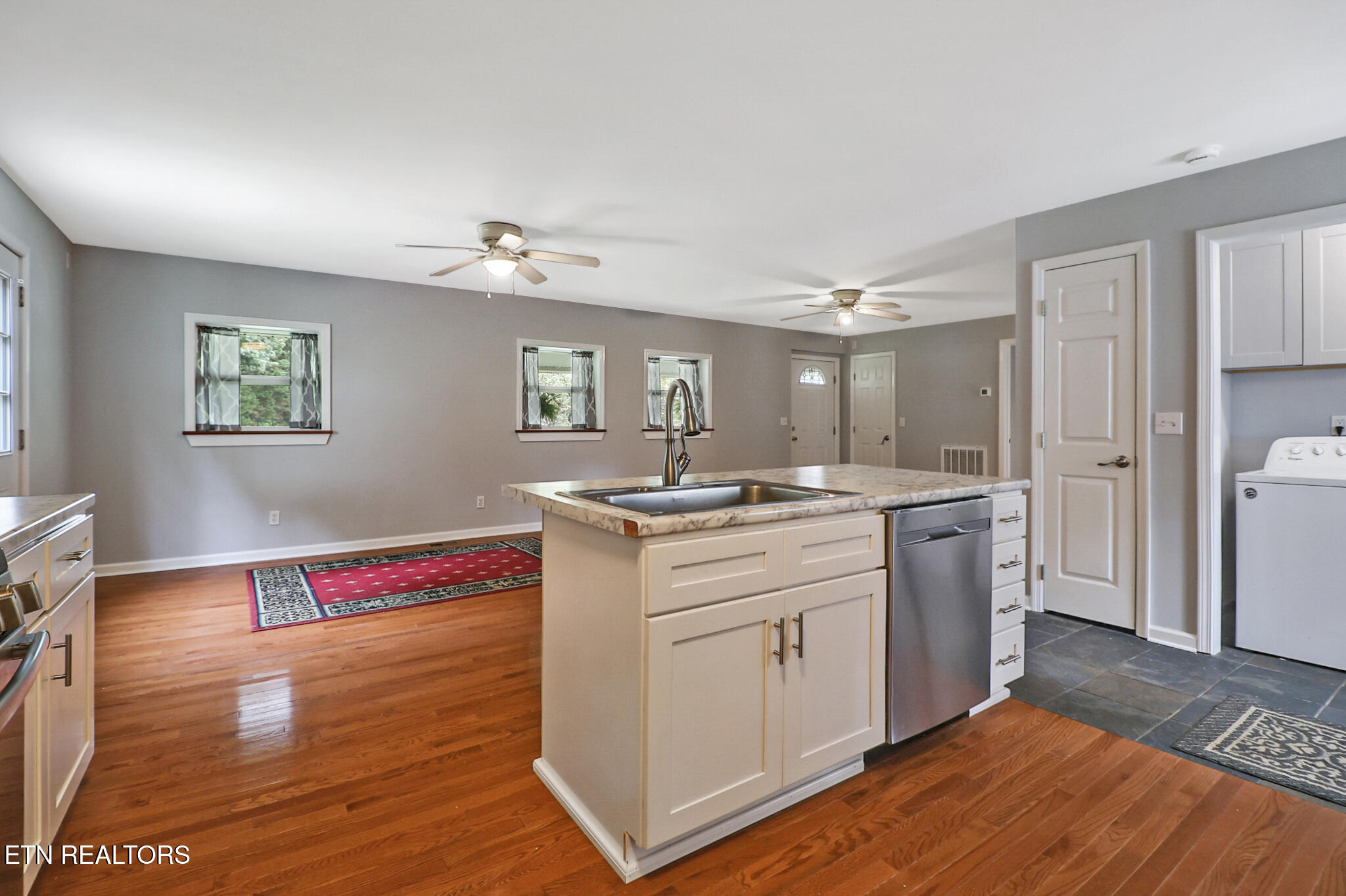 106 Dewey Road Oak Ridge TN 37830