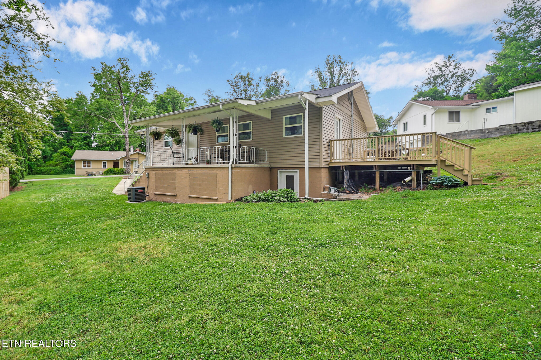 106 Dewey Road Oak Ridge TN 37830