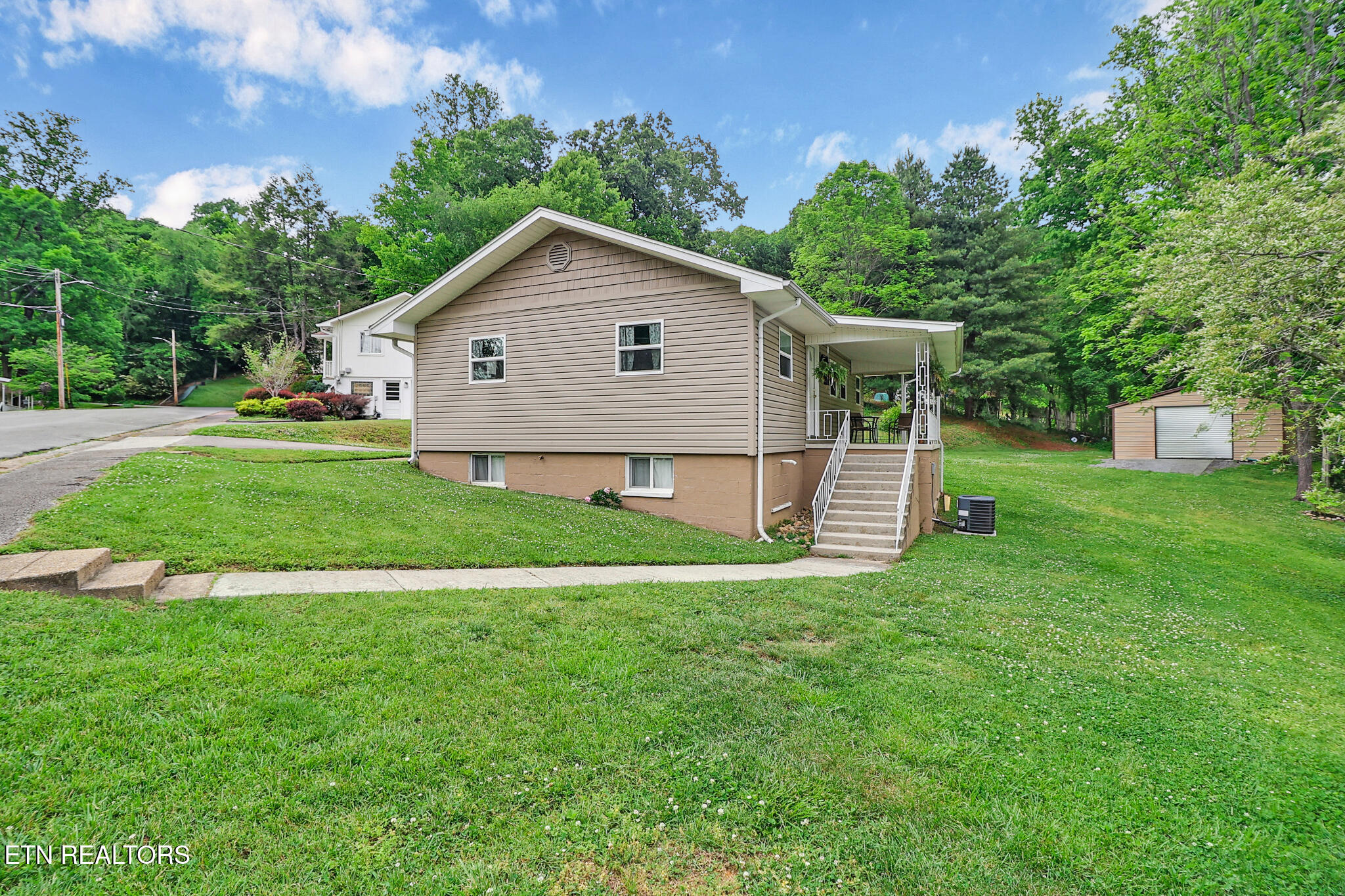 106 Dewey Road Oak Ridge TN 37830