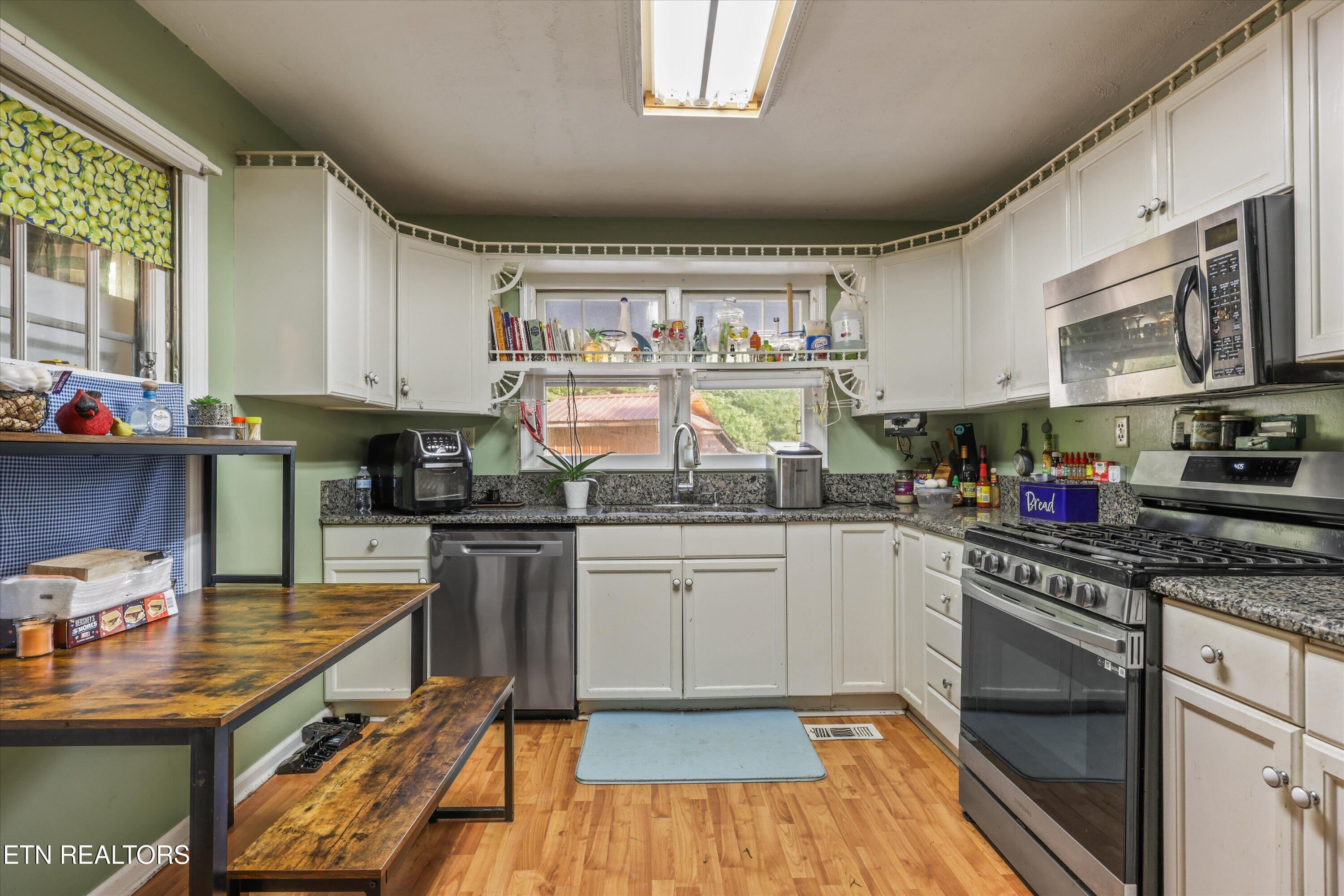 4532 E Lamar Alexander Parkway Walland TN 37886