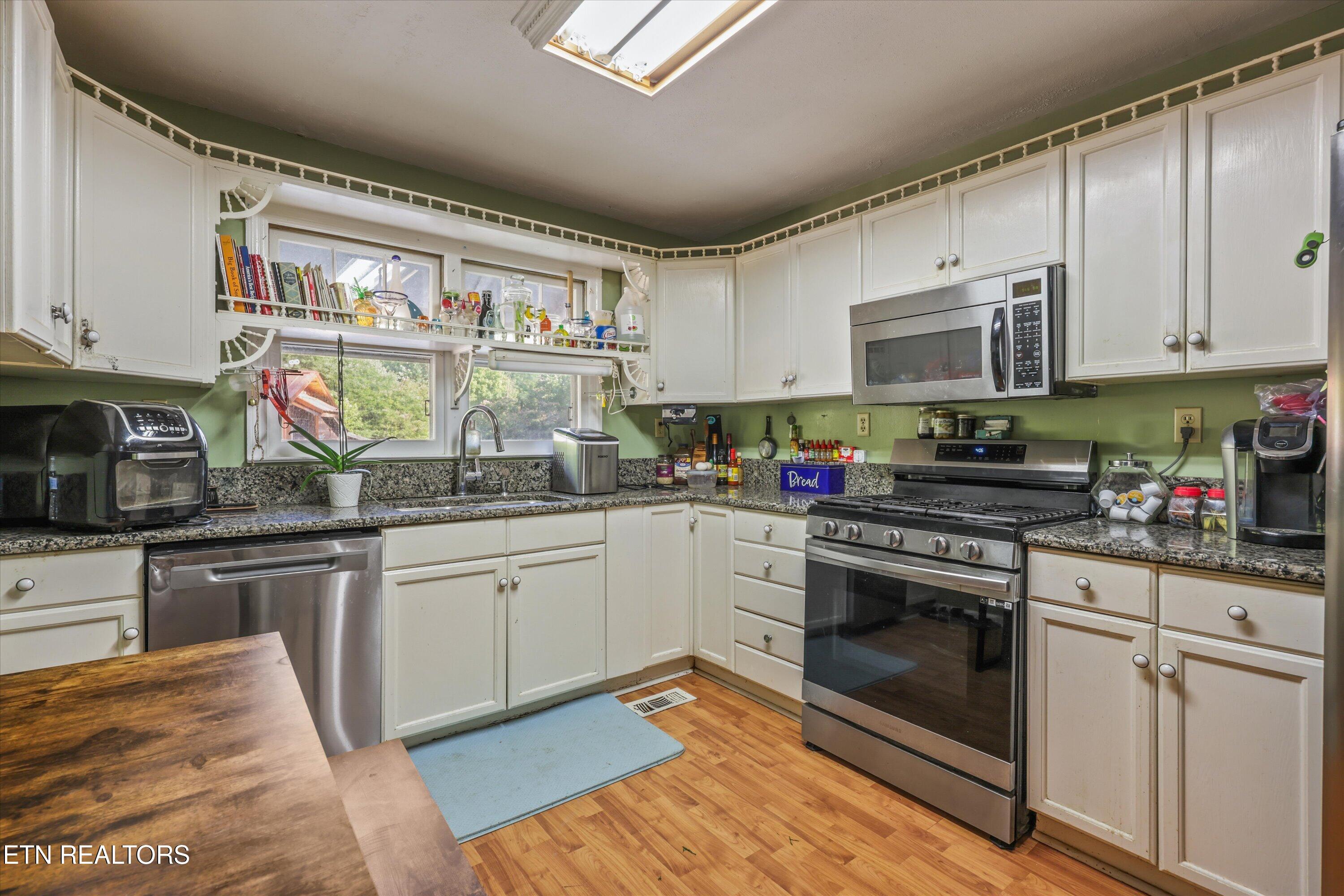 4532 E Lamar Alexander Parkway Walland TN 37886