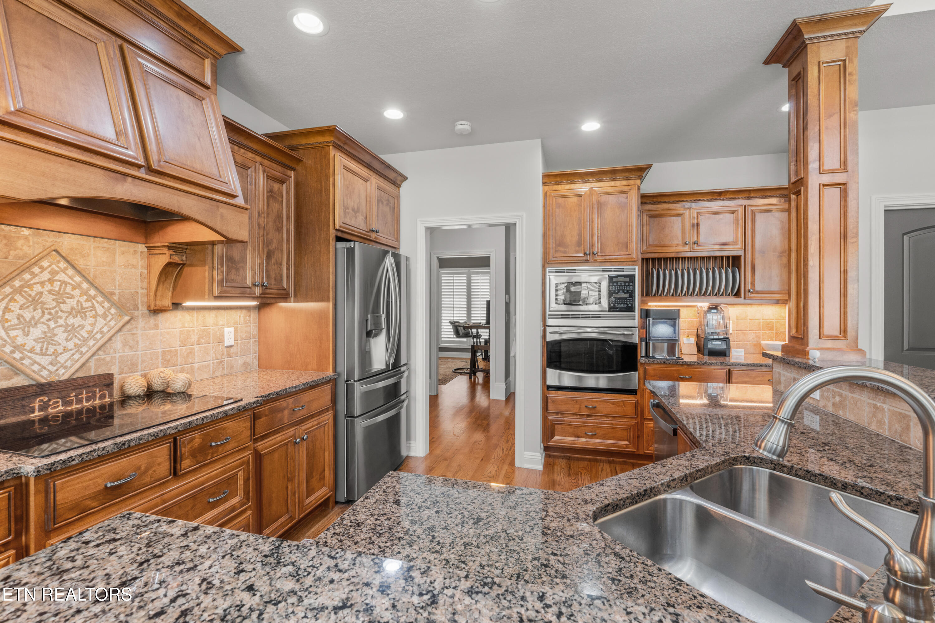 1301 Woodland Trace Maryville TN 37803