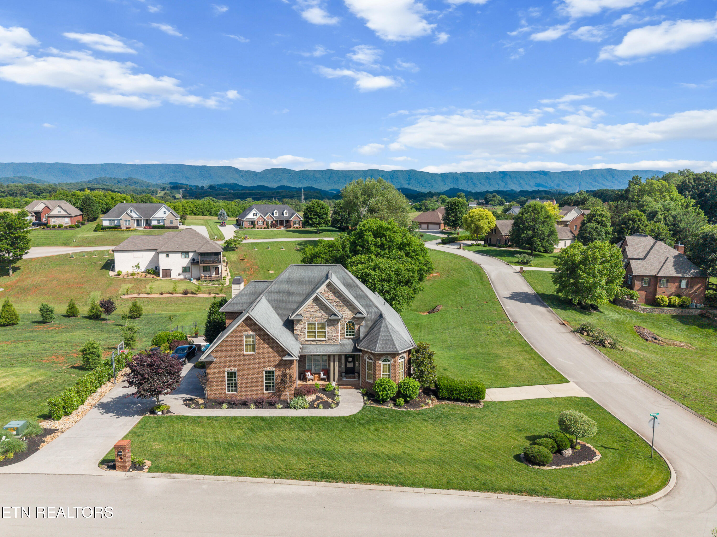1301 Woodland Trace Maryville TN 37803