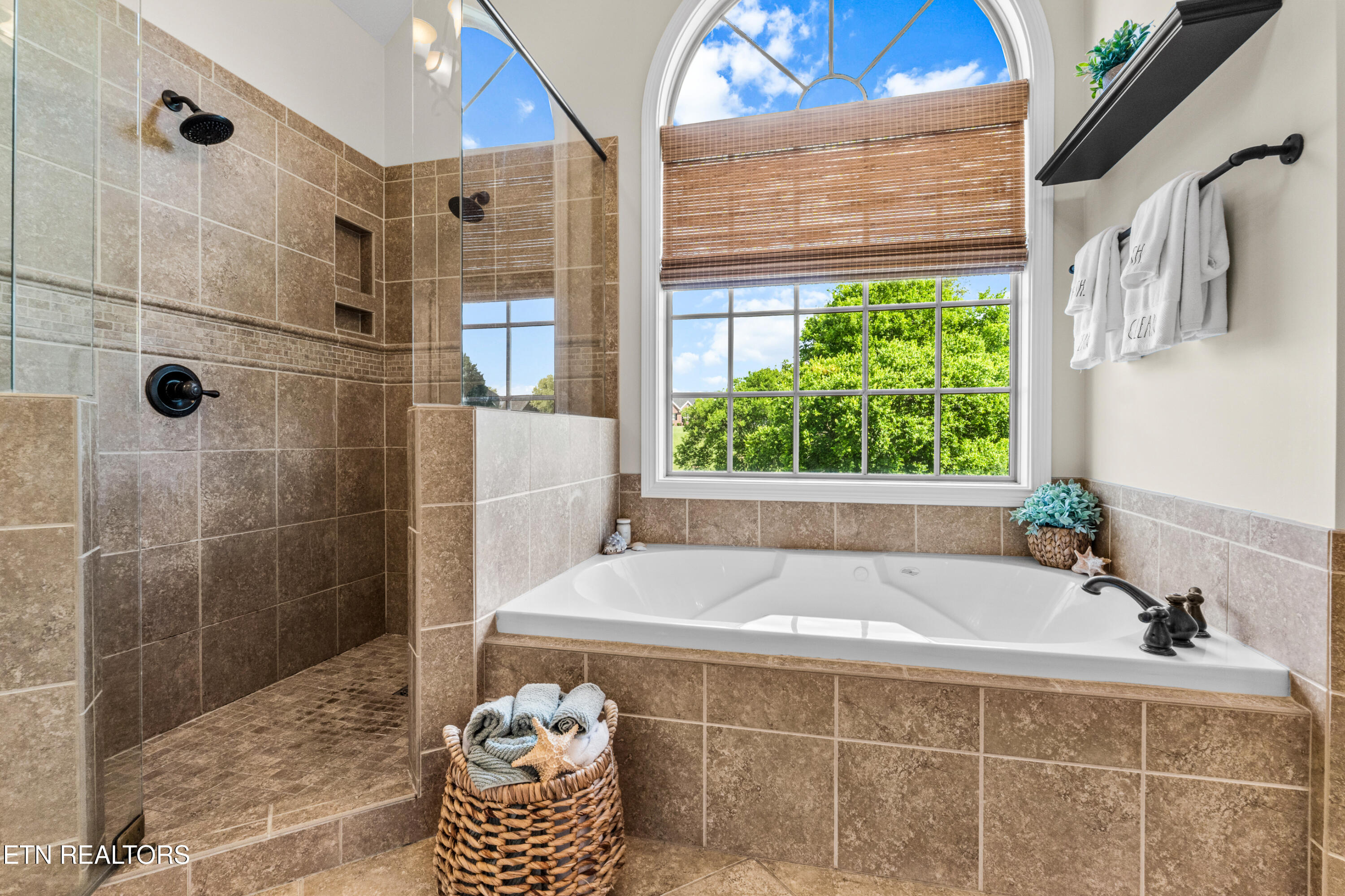 1301 Woodland Trace Maryville TN 37803