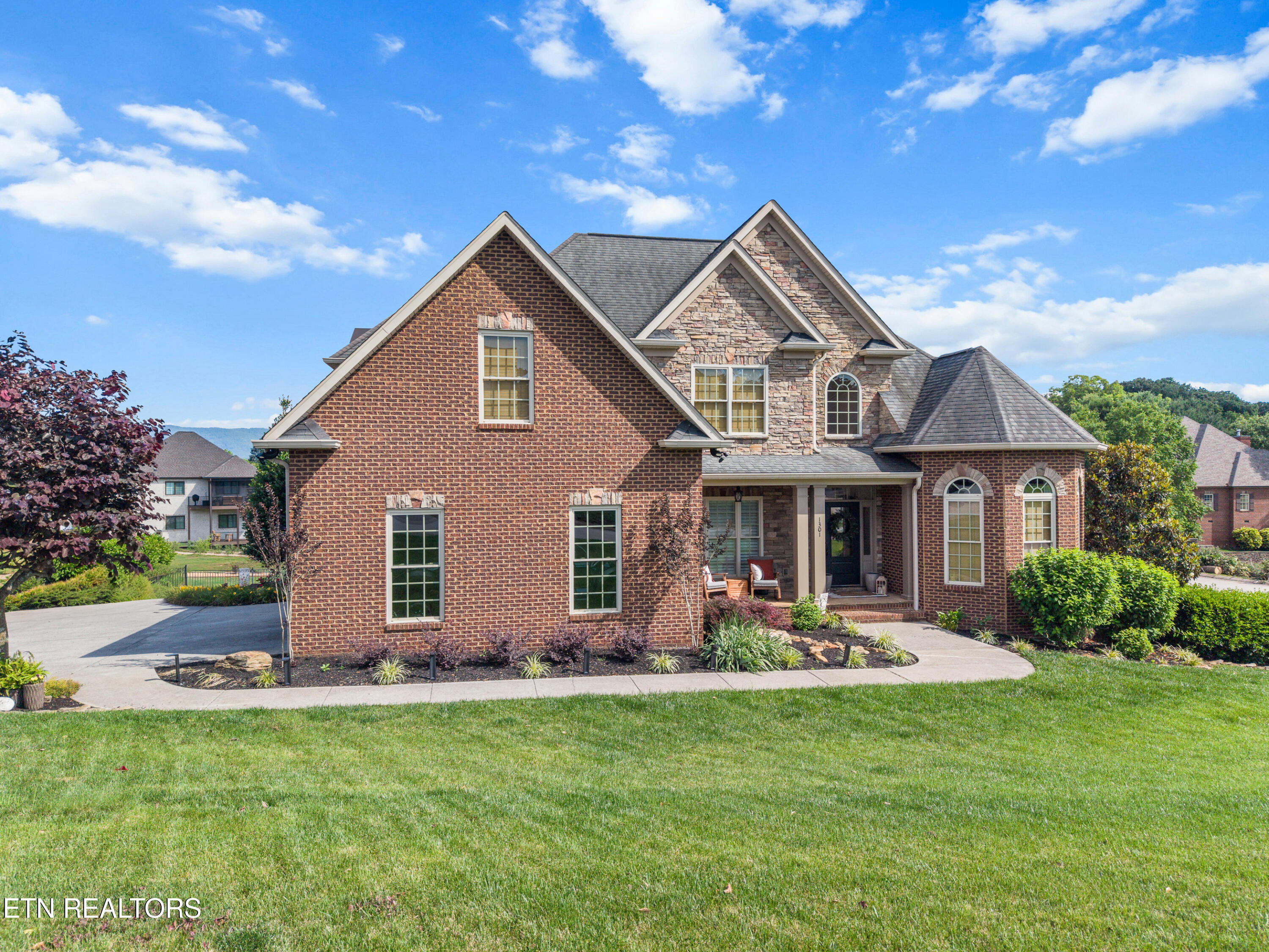 1301 Woodland Trace Maryville TN 37803