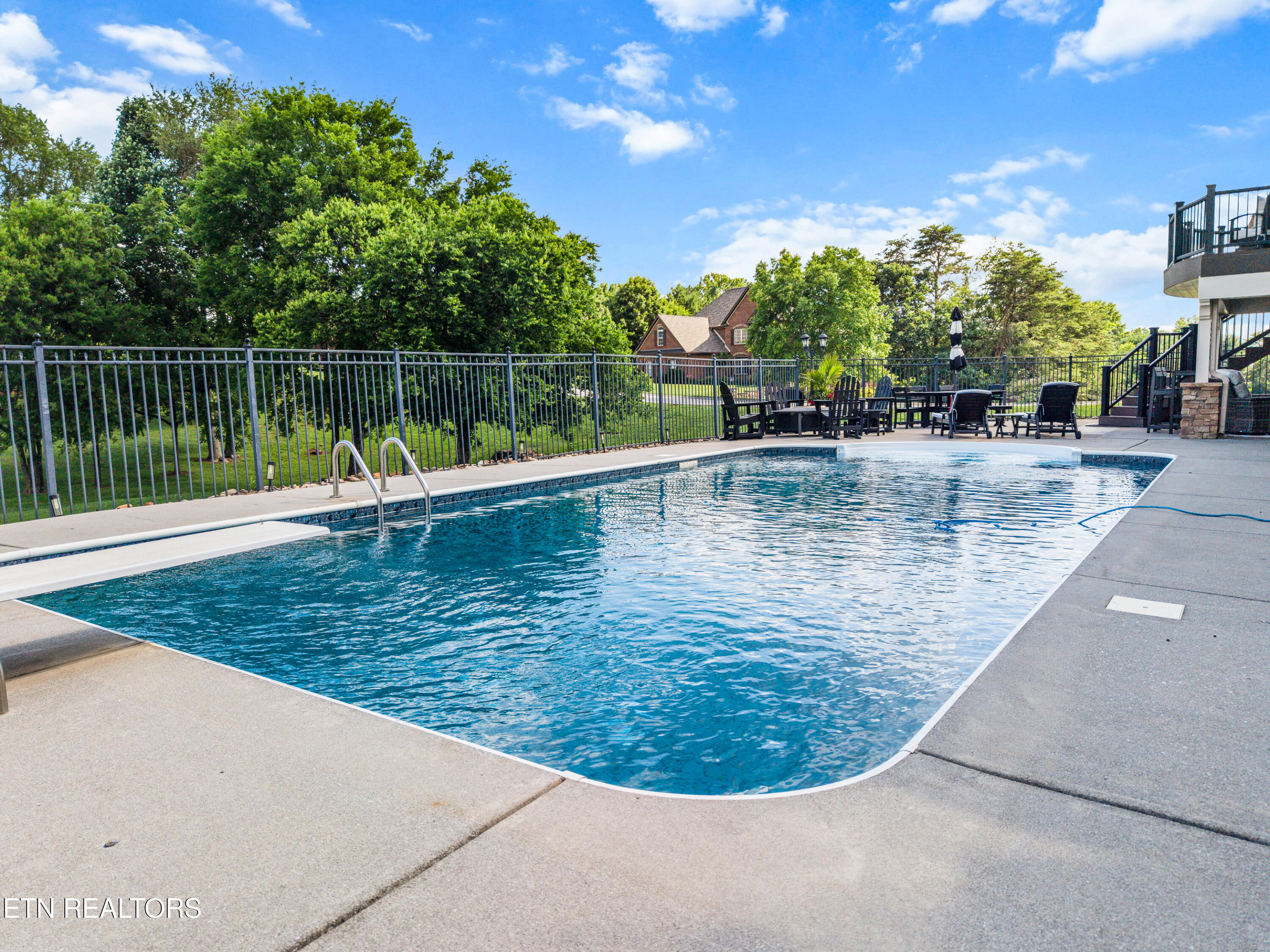 1301 Woodland Trace Maryville TN 37803