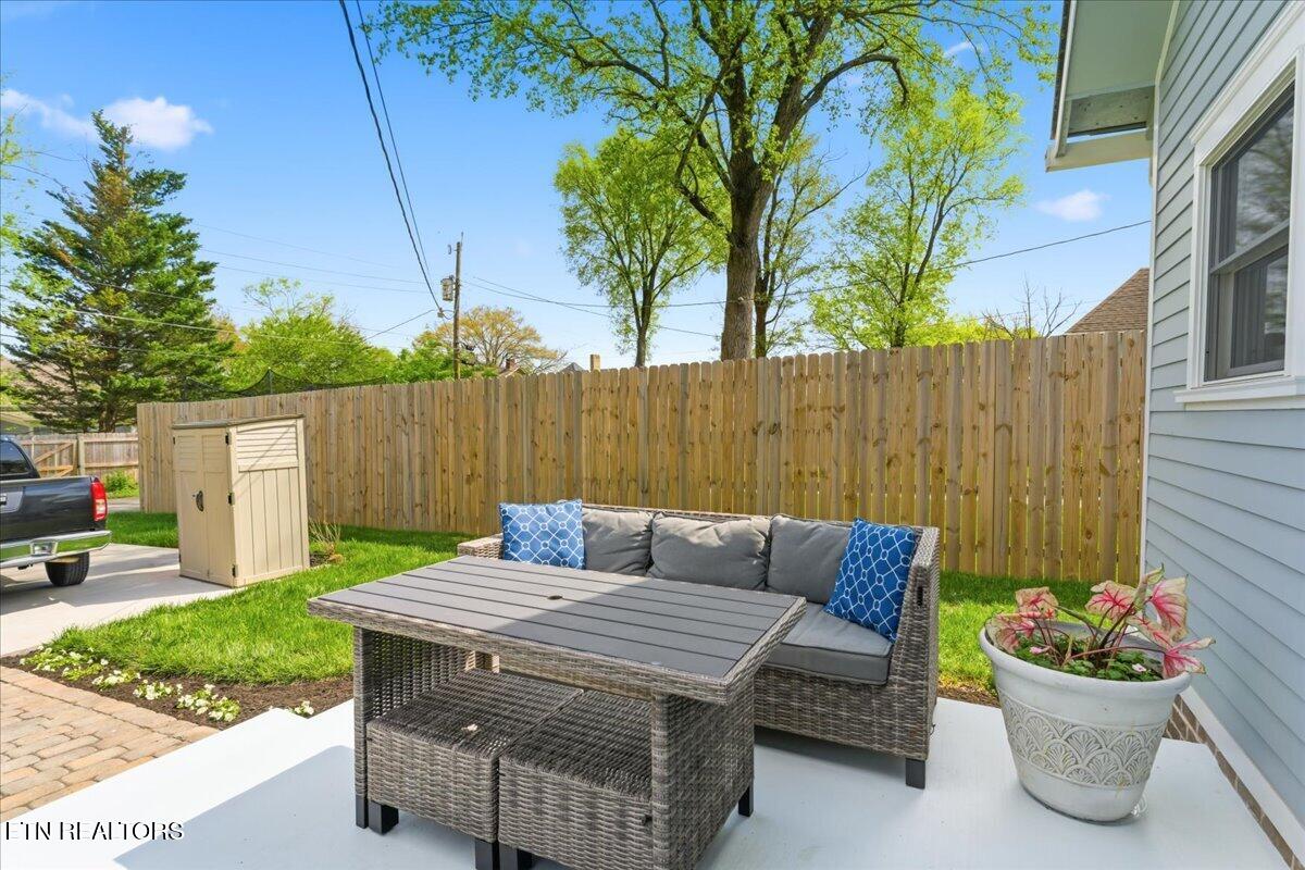 121 Leonard Place Knoxville TN 37917
