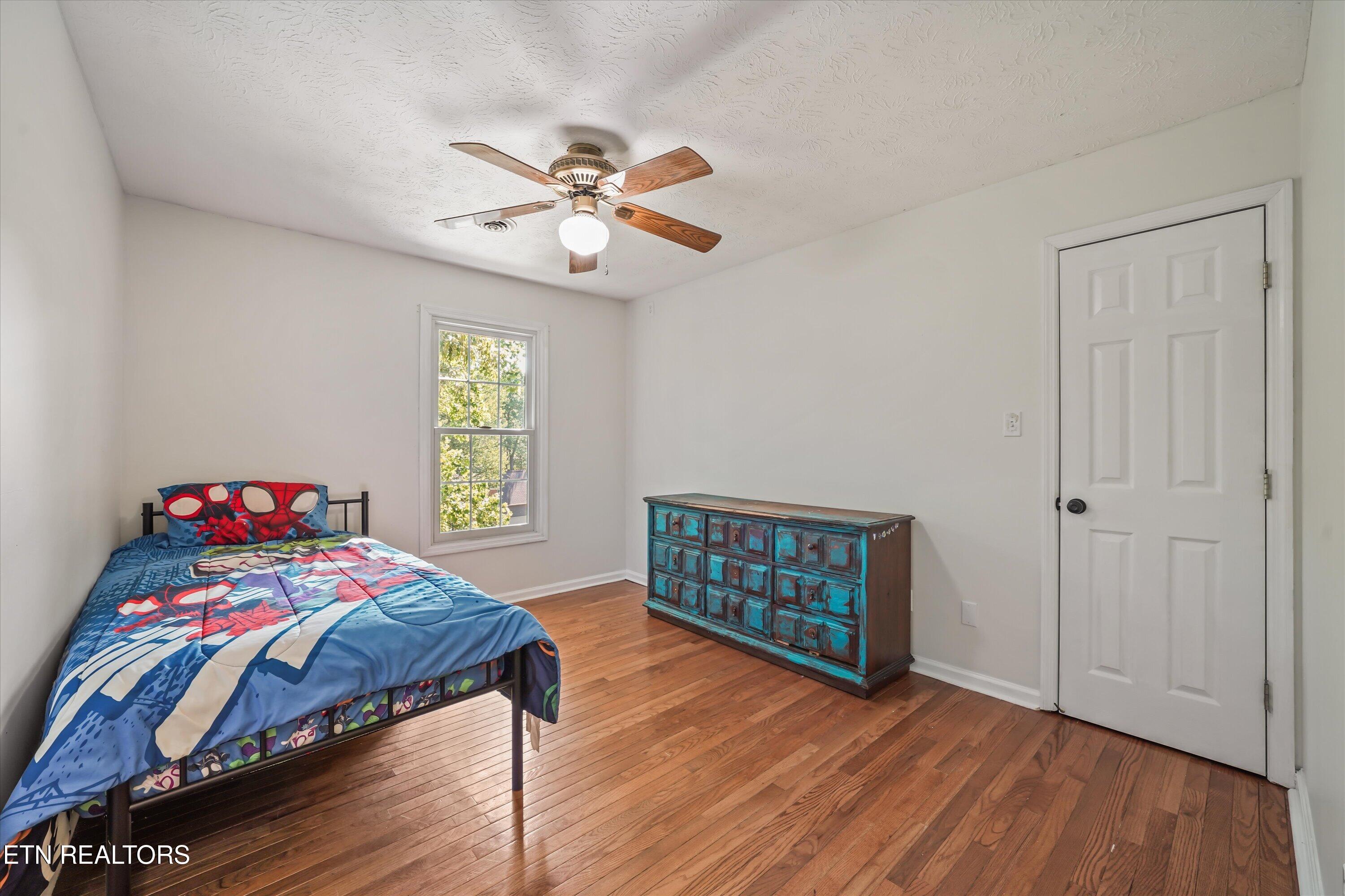 2725 Dee Peppers Drive Knoxville TN 37931