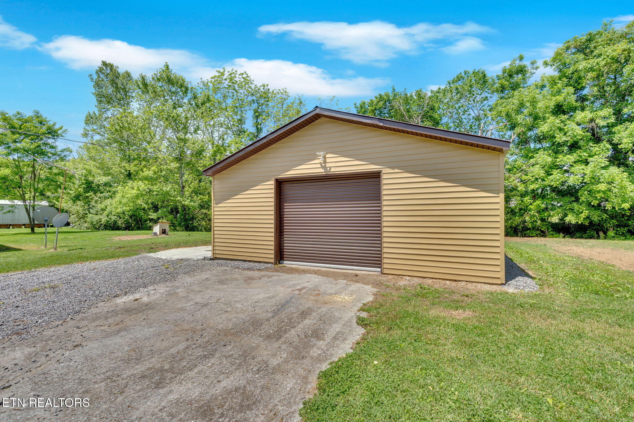 296 Seal Avenue Sneedville TN 37869