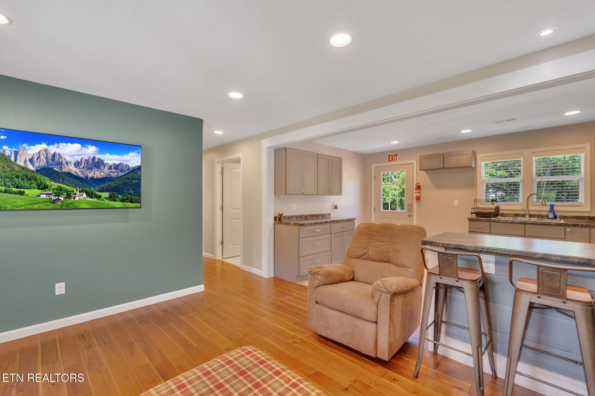 296 Seal Avenue Sneedville TN 37869
