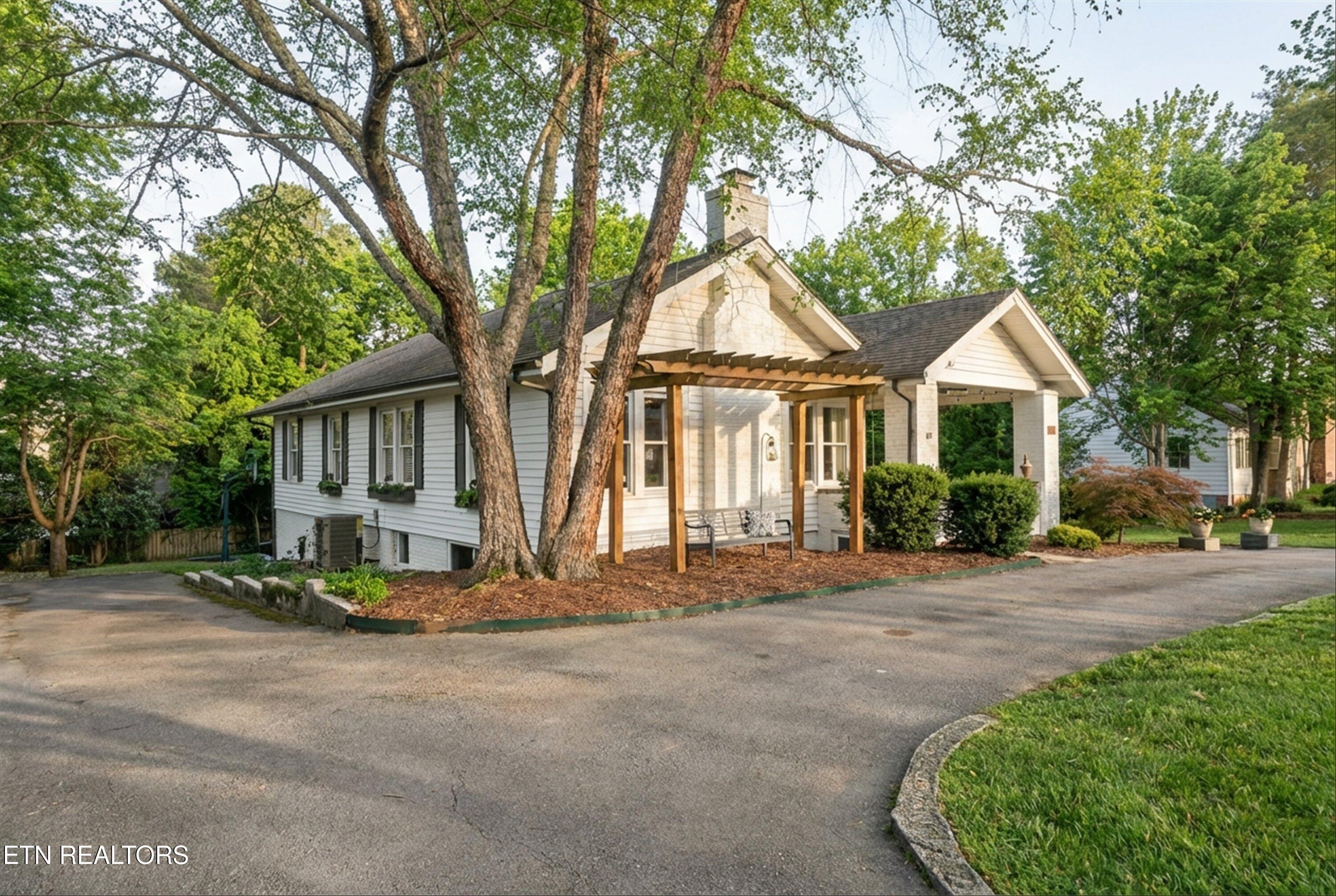 6911 Nubbin Ridge Drive Knoxville TN 37919