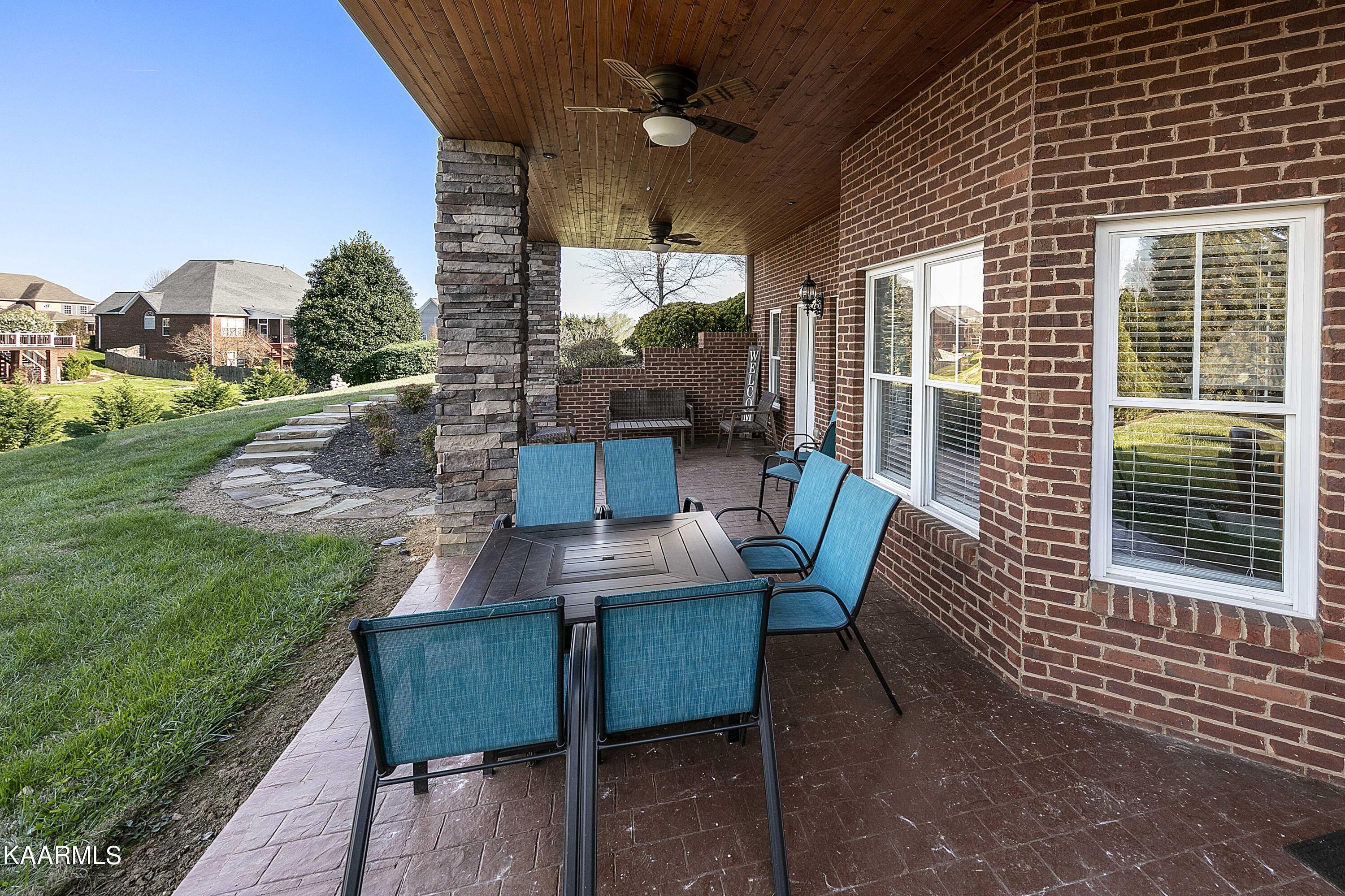 1760 Inverness Drive Maryville TN 37801