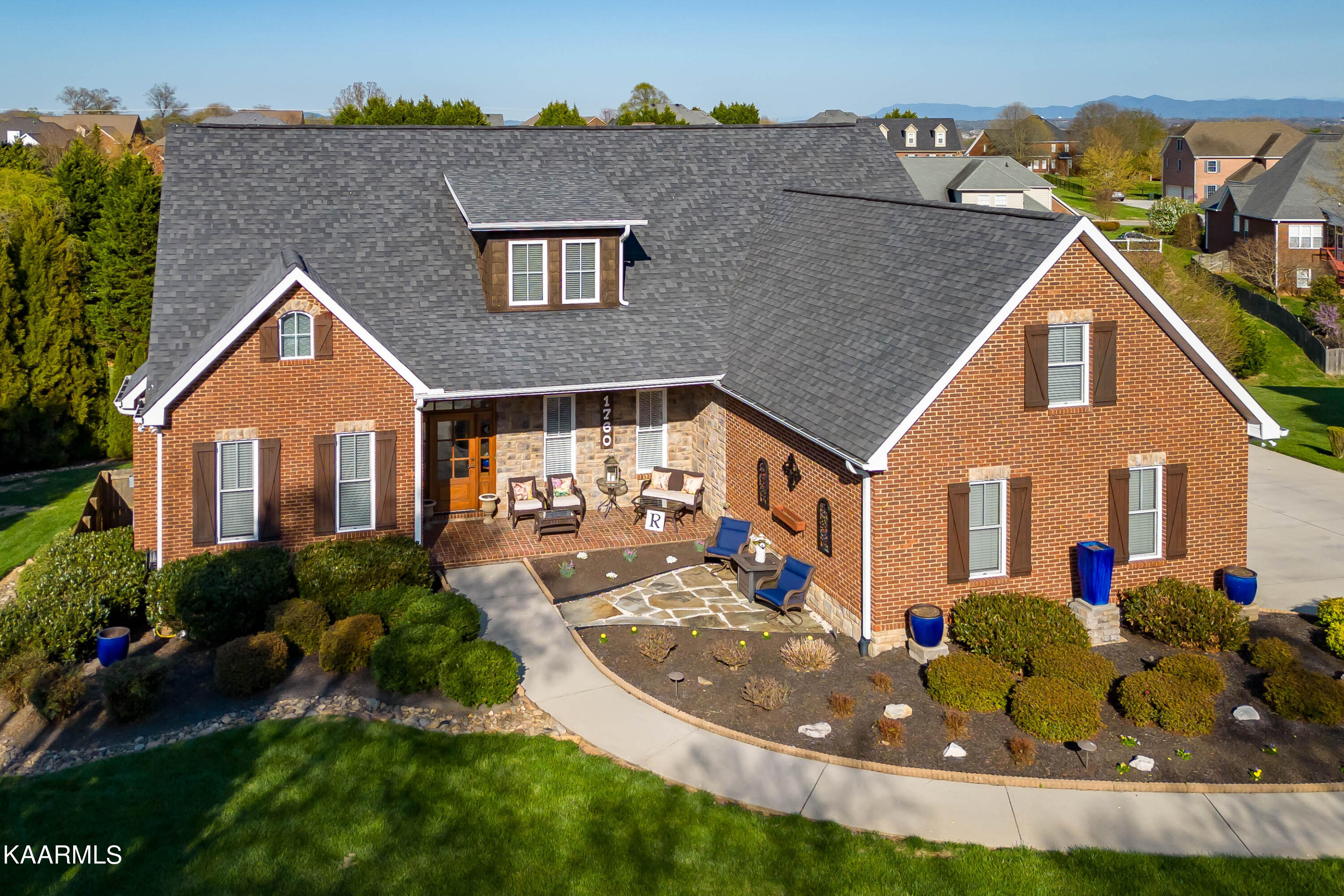 1760 Inverness Drive Maryville TN 37801