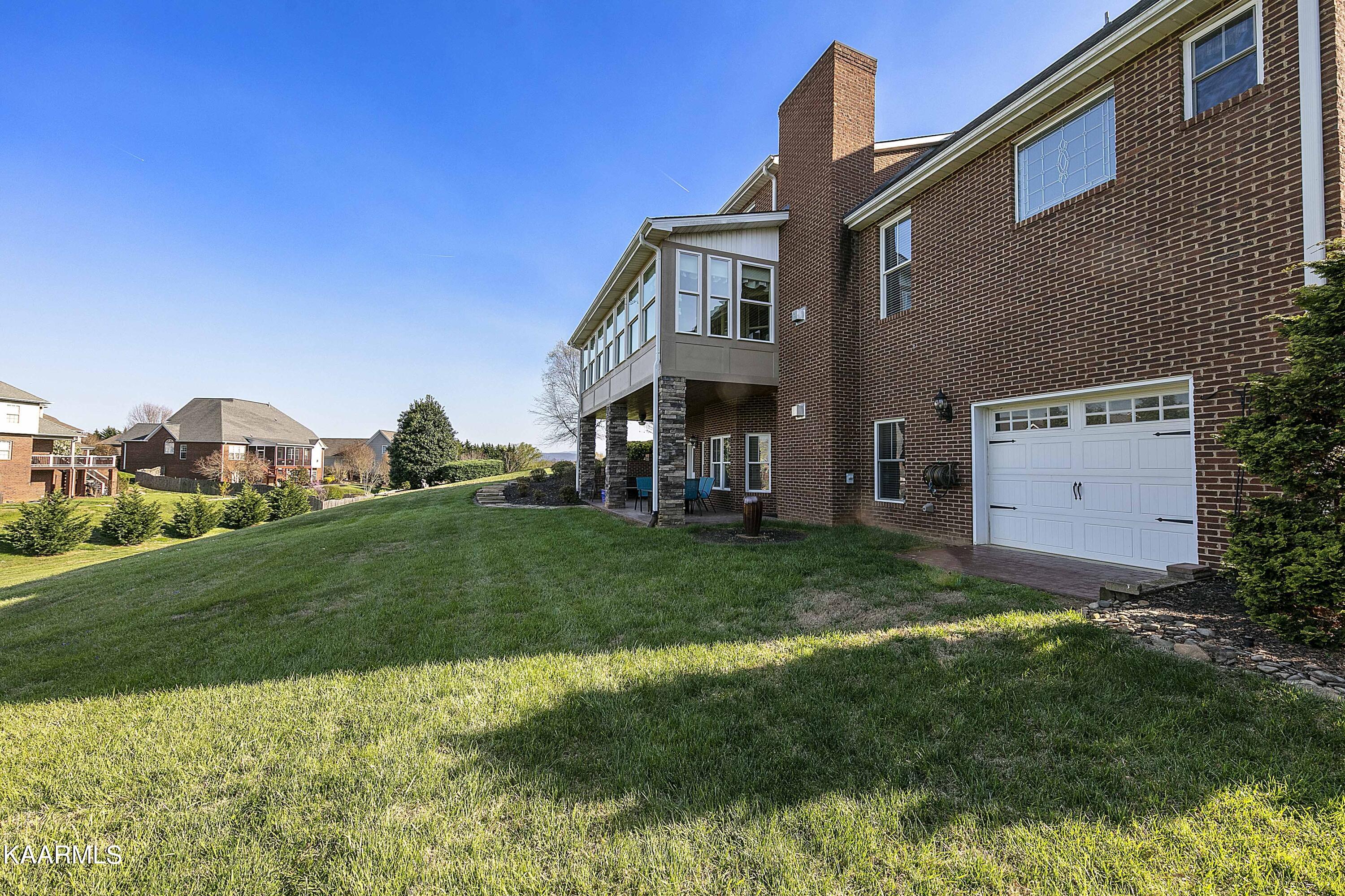 1760 Inverness Drive Maryville TN 37801