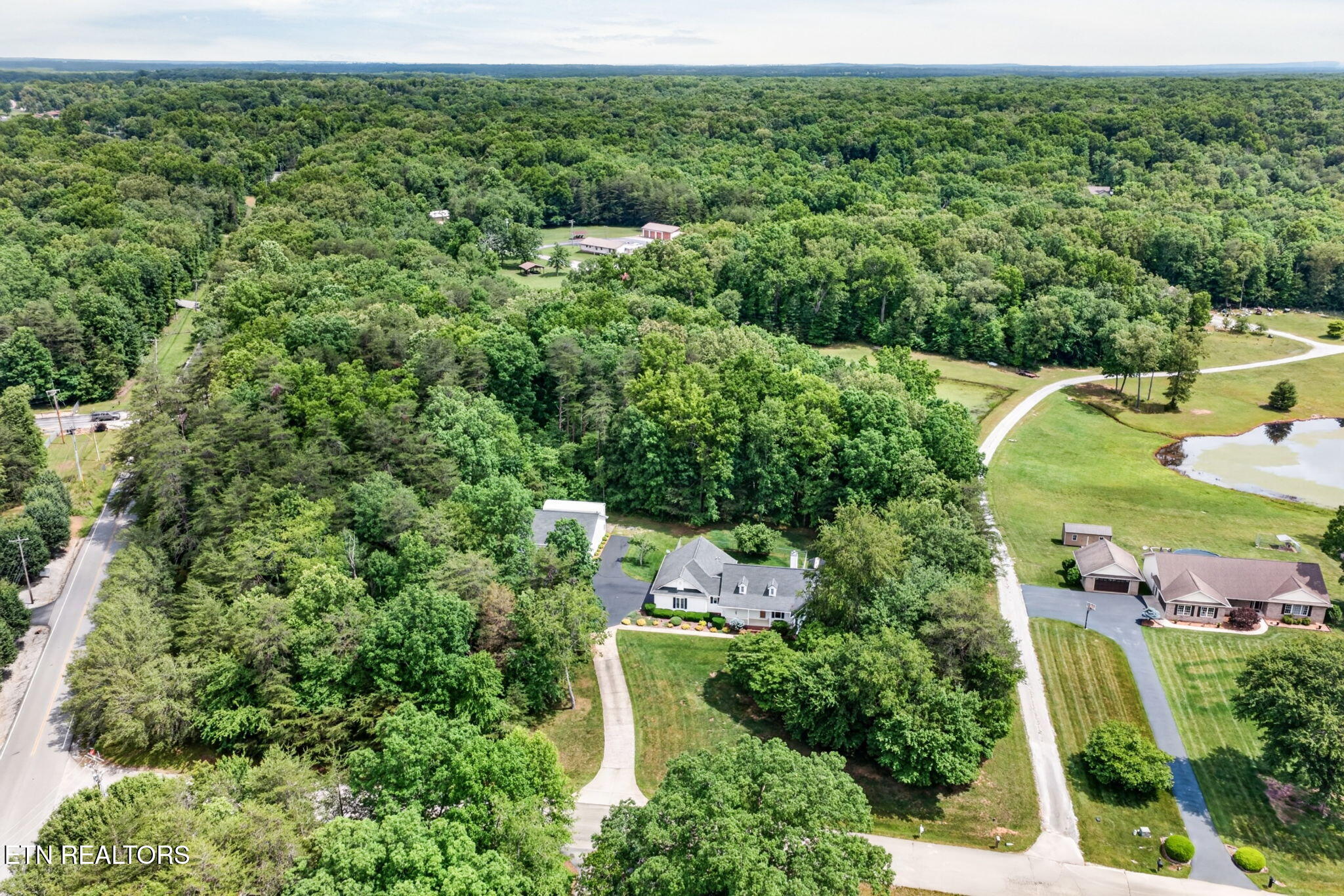 43 Myra Drive Crossville TN 38572