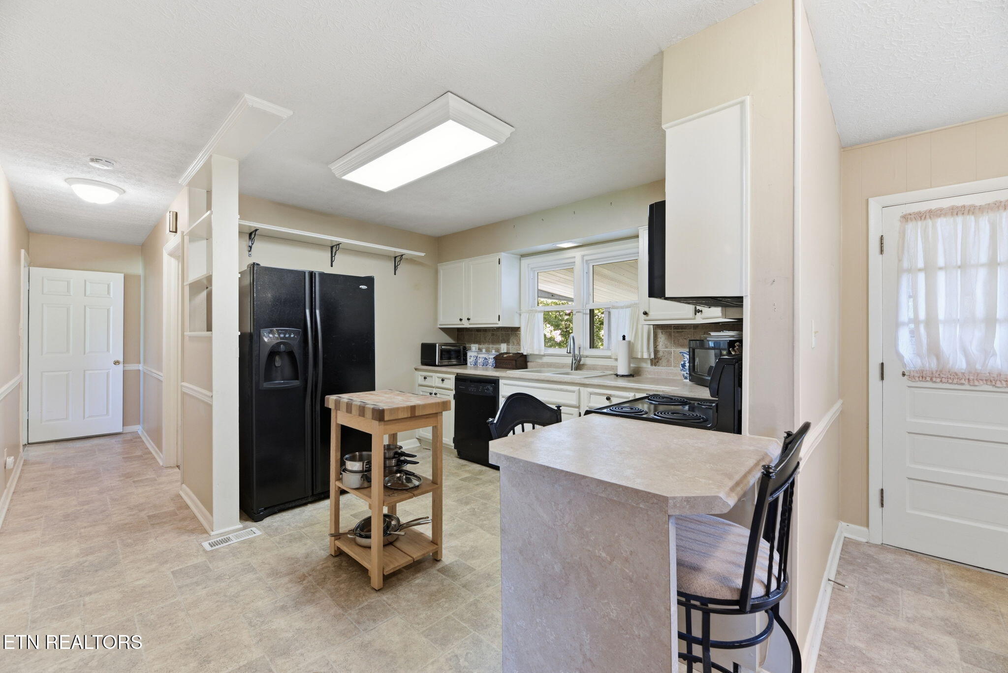 301 Cross Street Clinton TN 37716