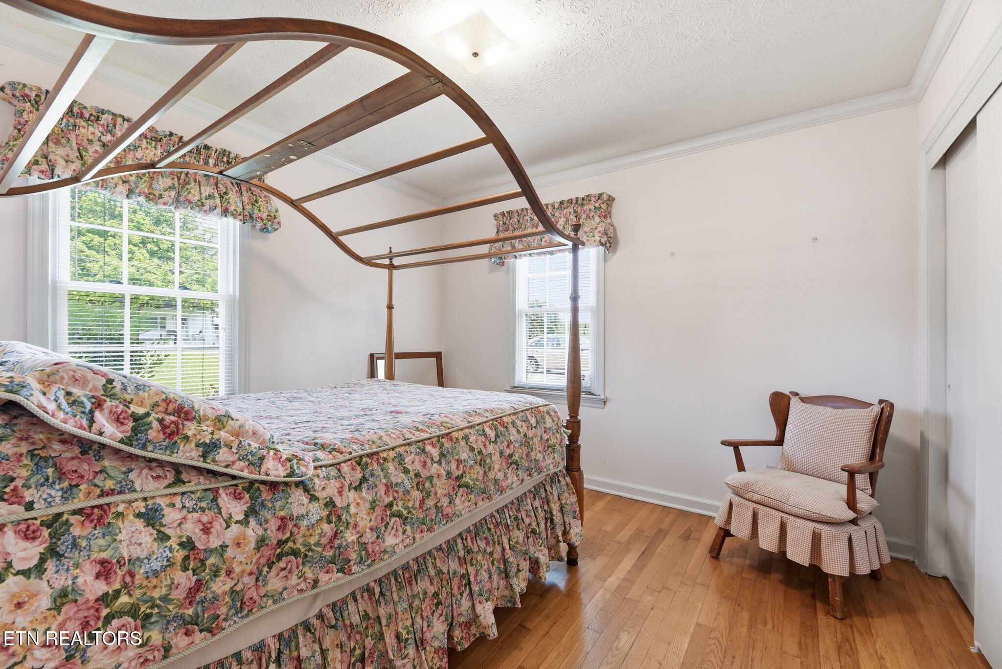 301 Cross Street Clinton TN 37716