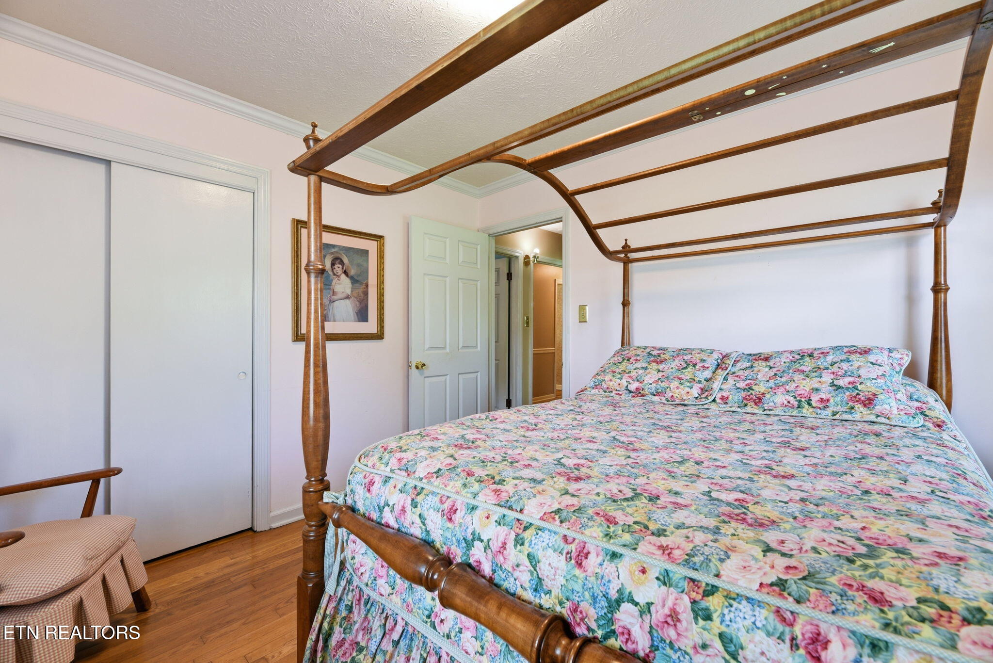 301 Cross Street Clinton TN 37716