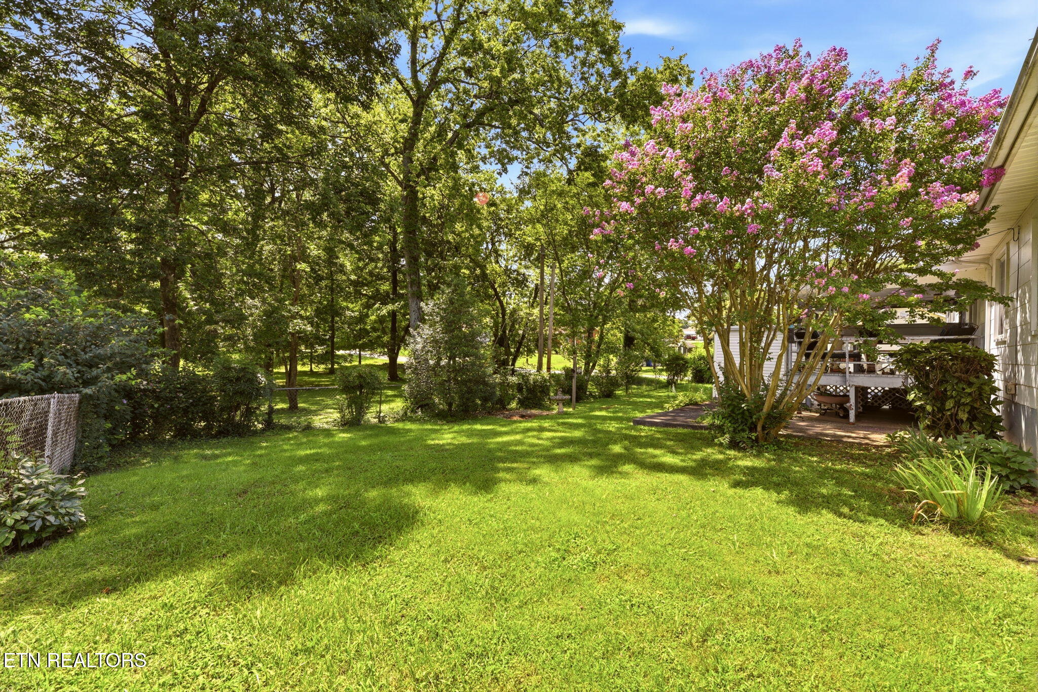 301 Cross Street Clinton TN 37716