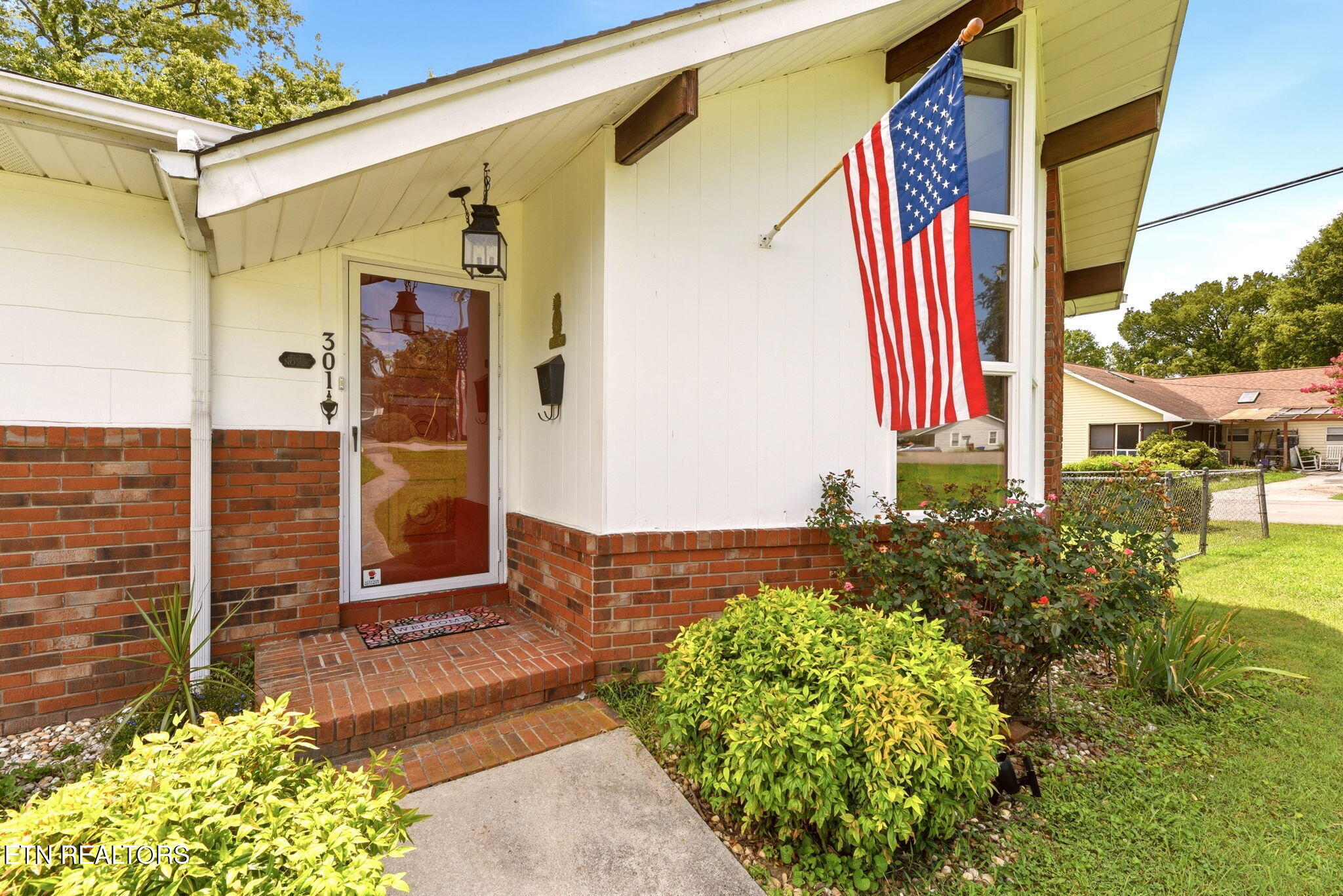 301 Cross Street Clinton TN 37716