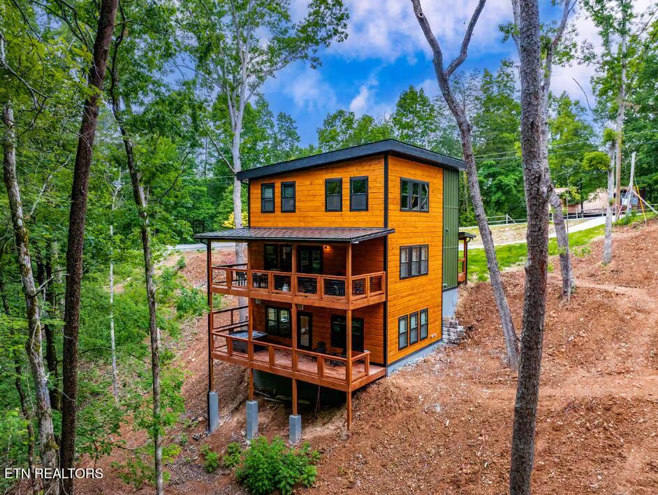 613 Country Oaks Drive Pigeon Forge TN 37863