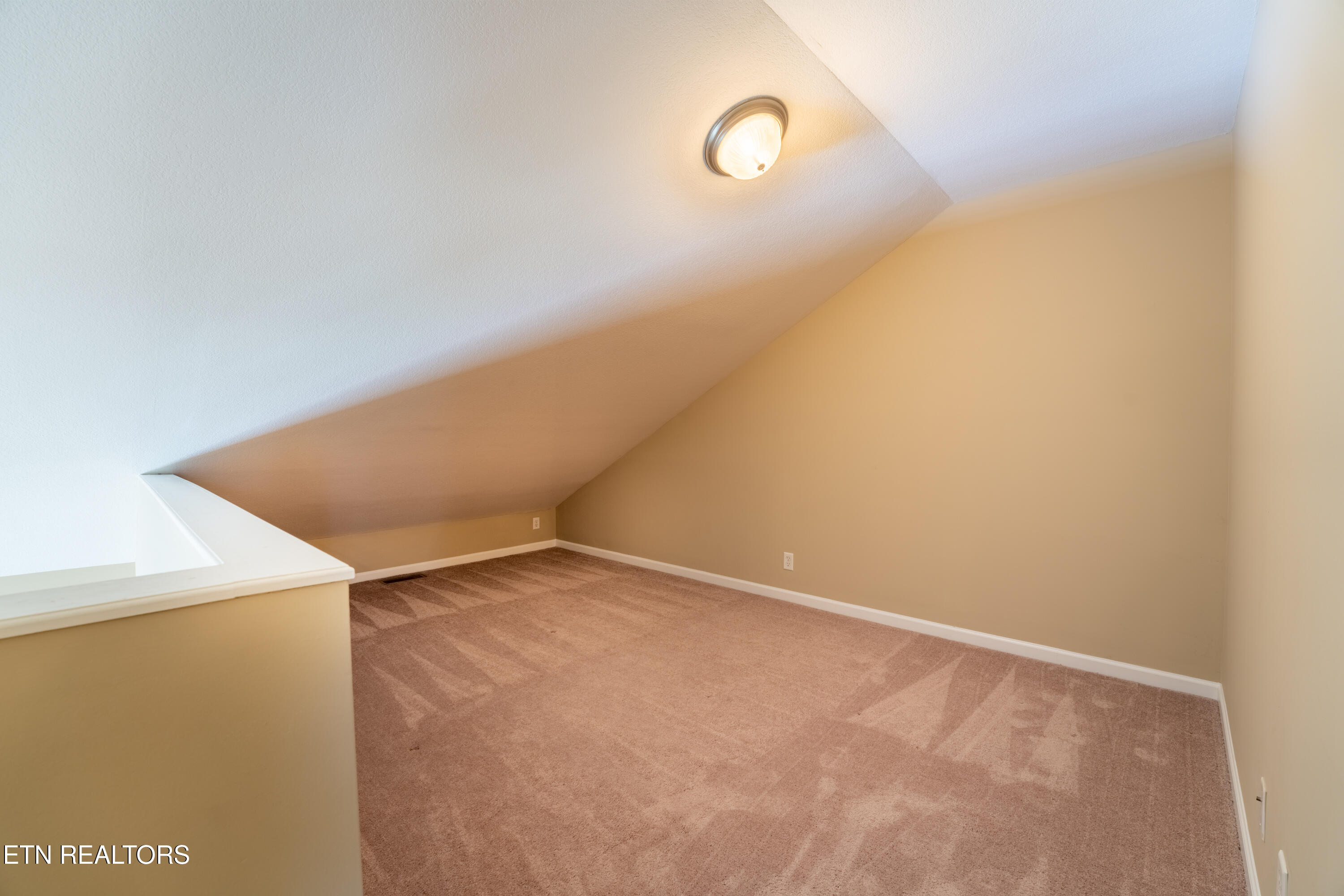 7321 Long Shot Lane Knoxville TN 37918