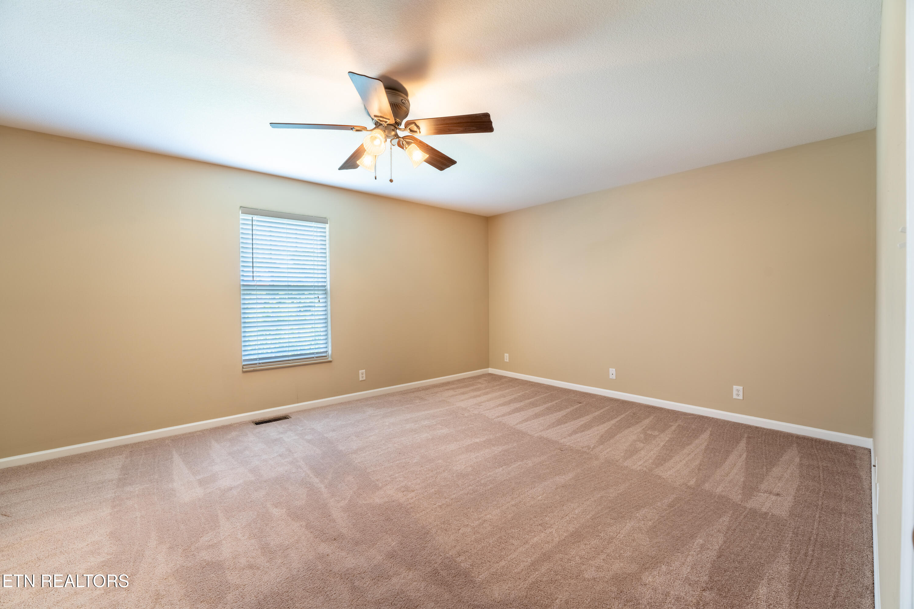 7321 Long Shot Lane Knoxville TN 37918