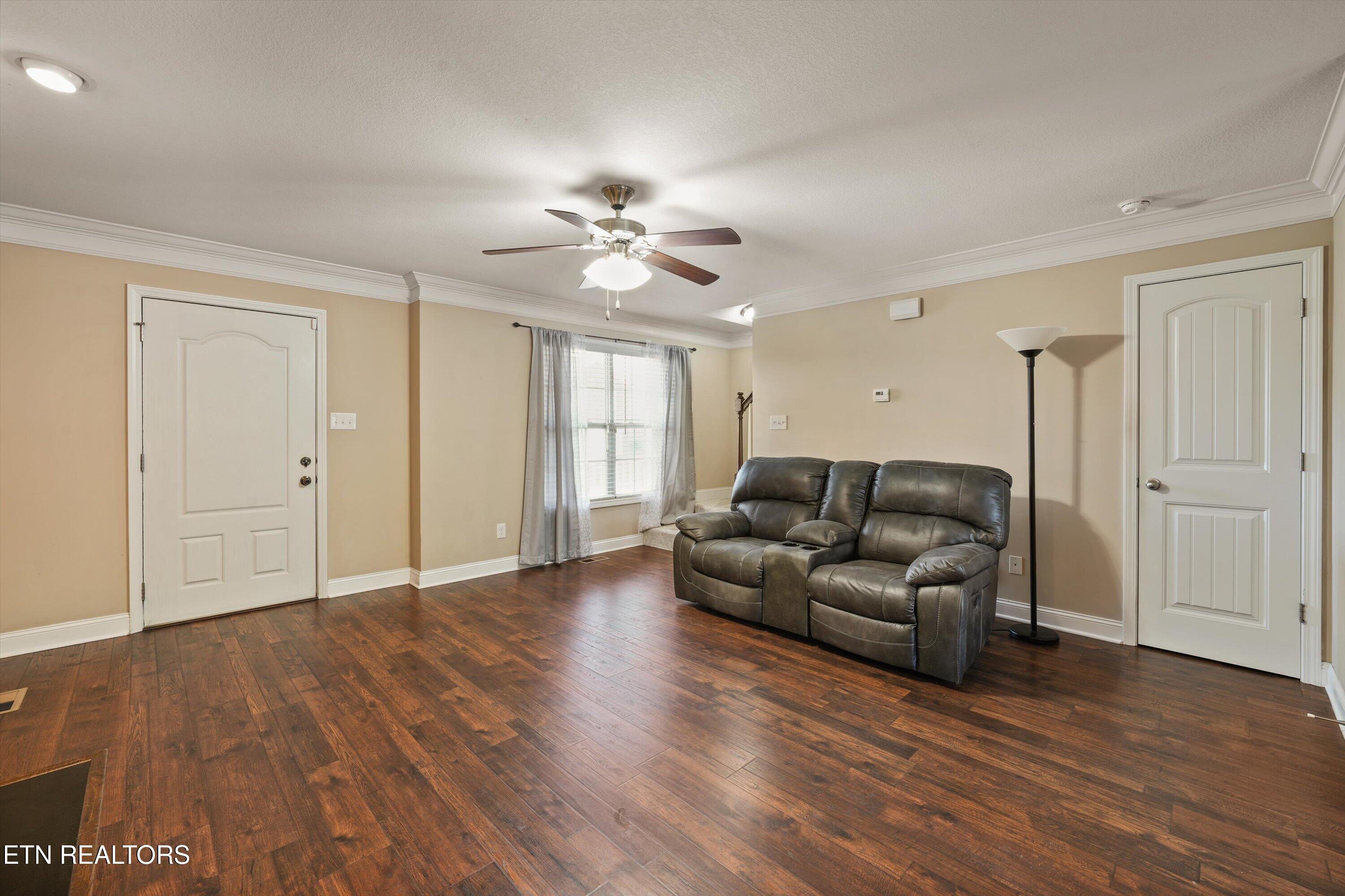 1729 Point Wood Drive Knoxville TN 37920