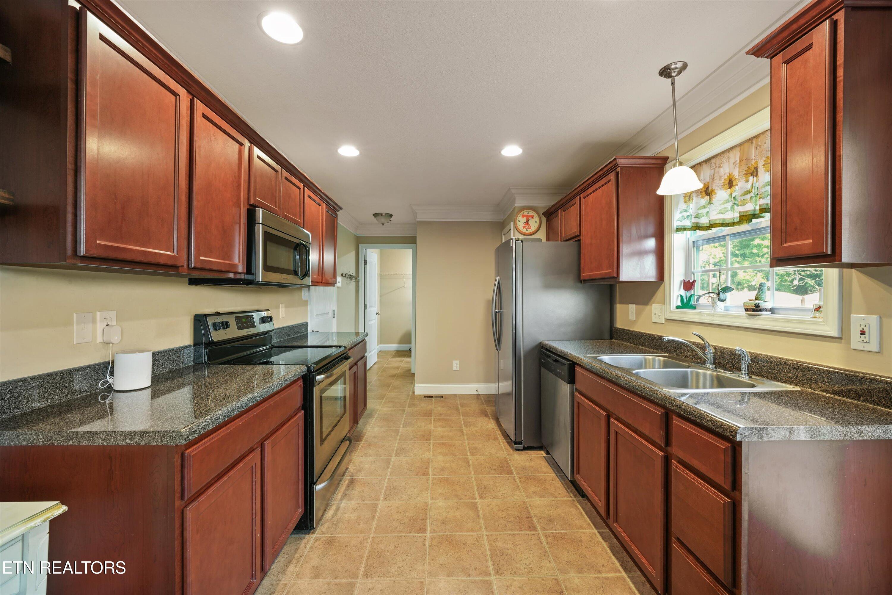 1729 Point Wood Drive Knoxville TN 37920