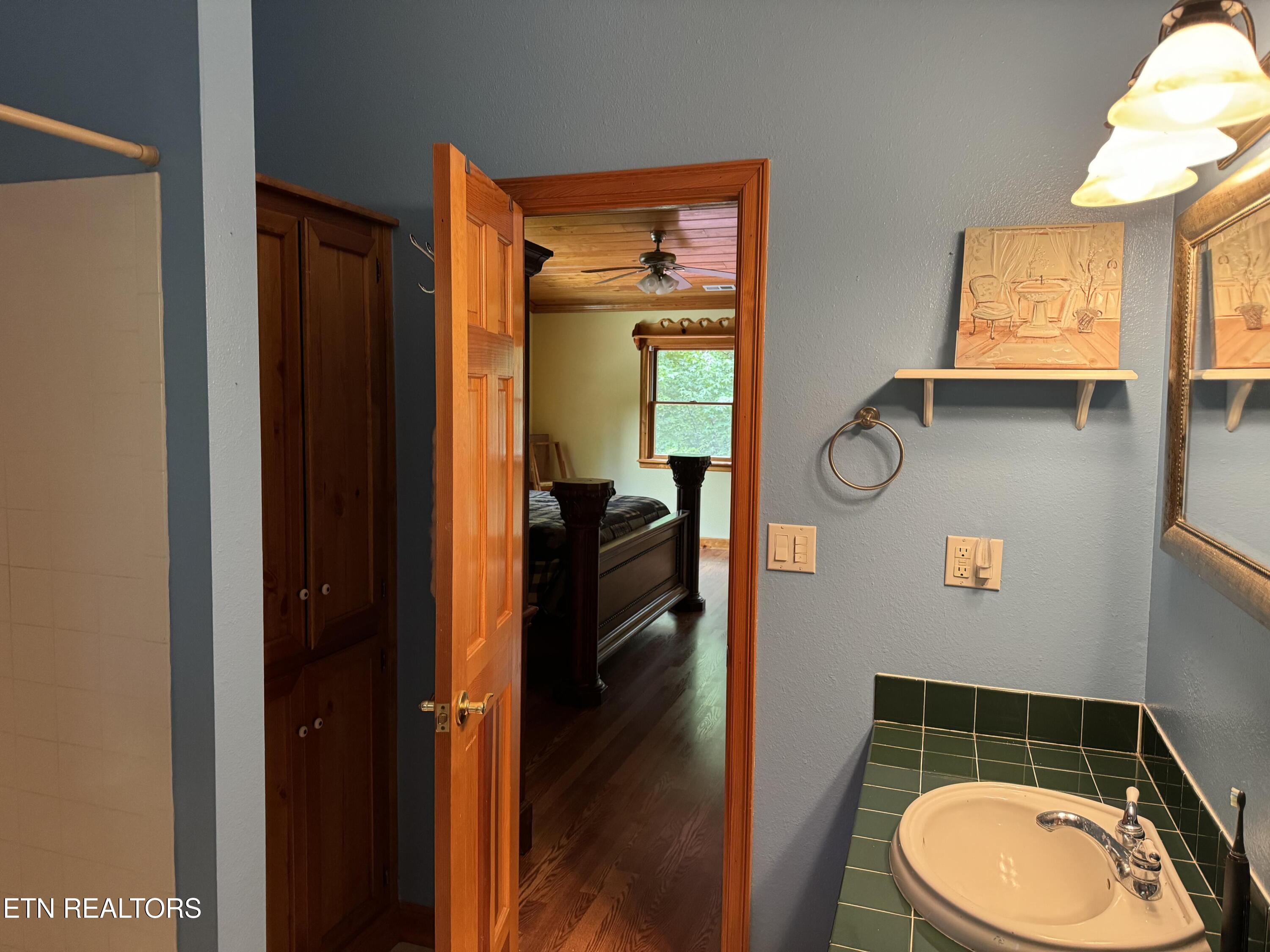 5475 Otto Williams Road Cosby TN 37722