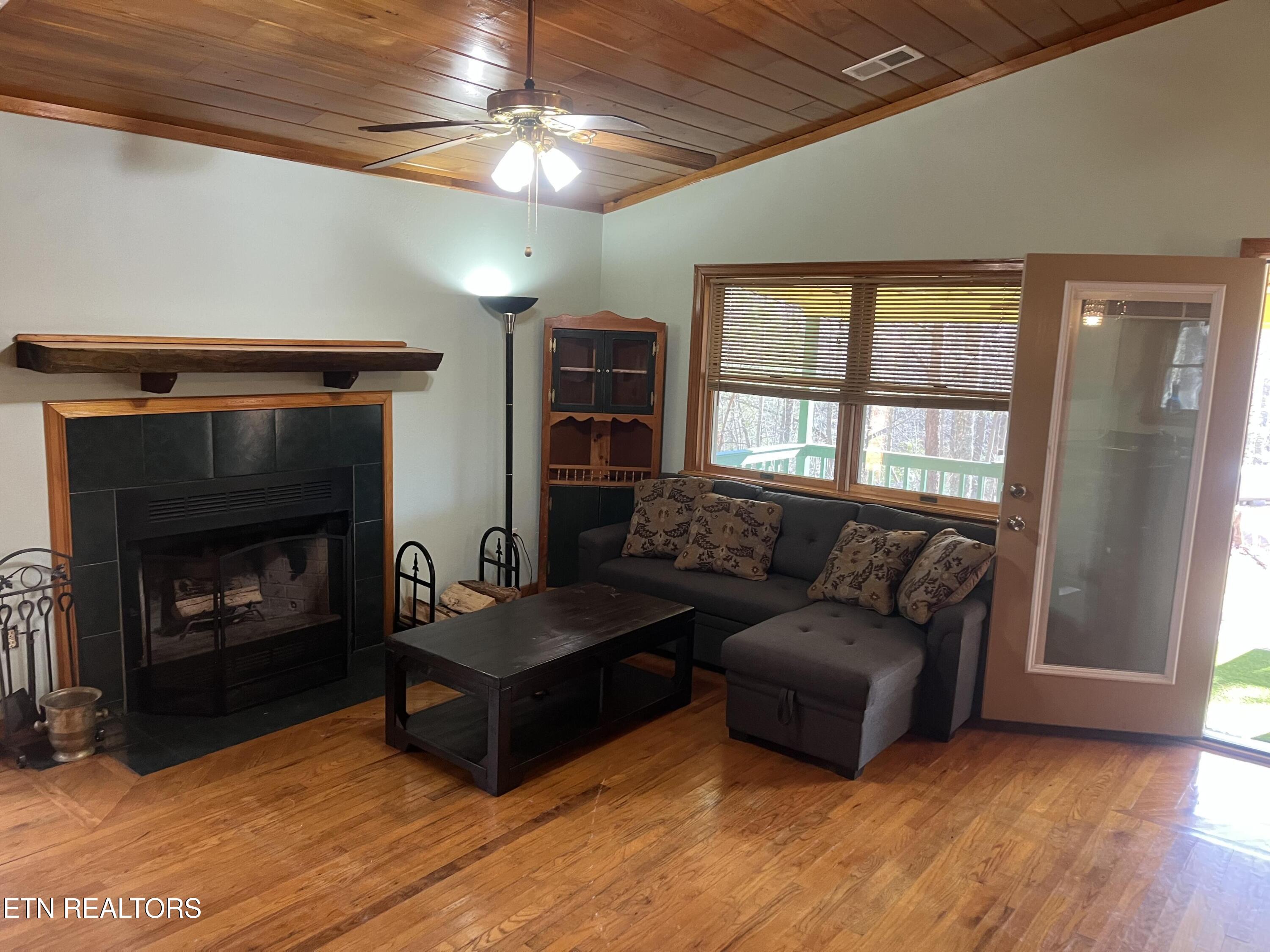 5475 Otto Williams Road Cosby TN 37722