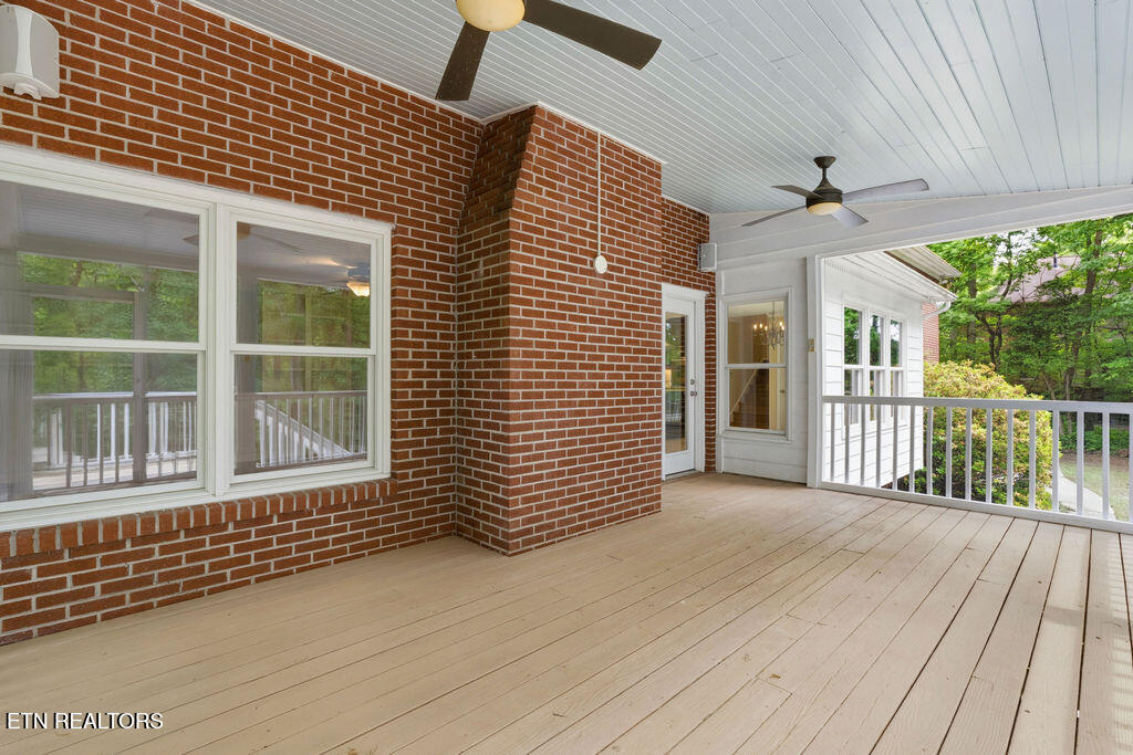 10708 Wood Oak Court Knoxville TN 37922
