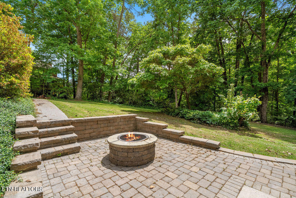10708 Wood Oak Court Knoxville TN 37922