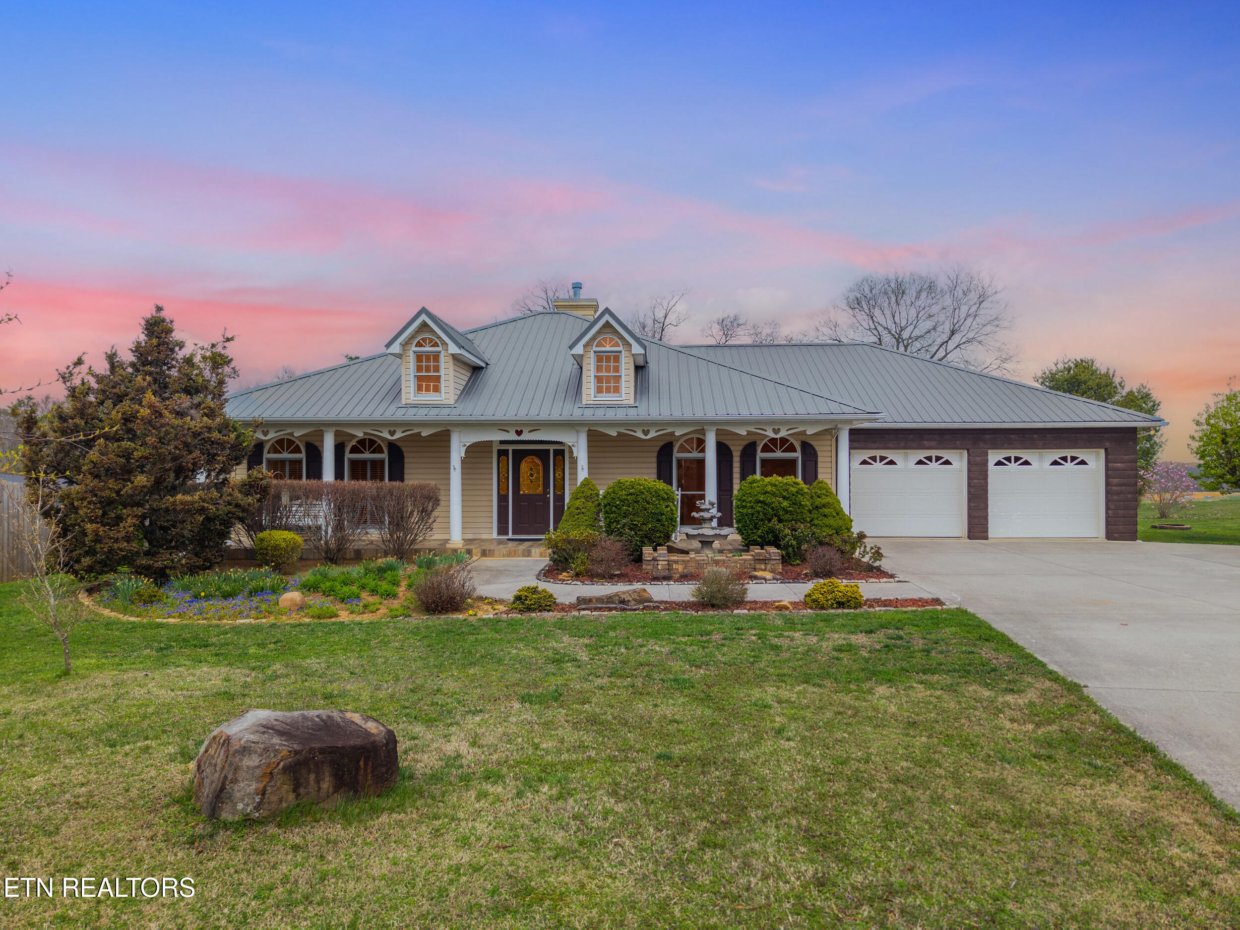 1861 Big Buck Lane Sevierville TN 37876