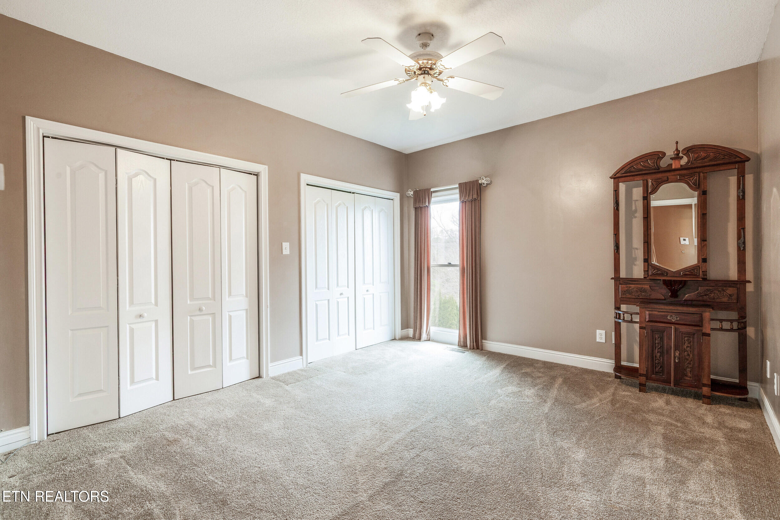 1861 Big Buck Lane Sevierville TN 37876