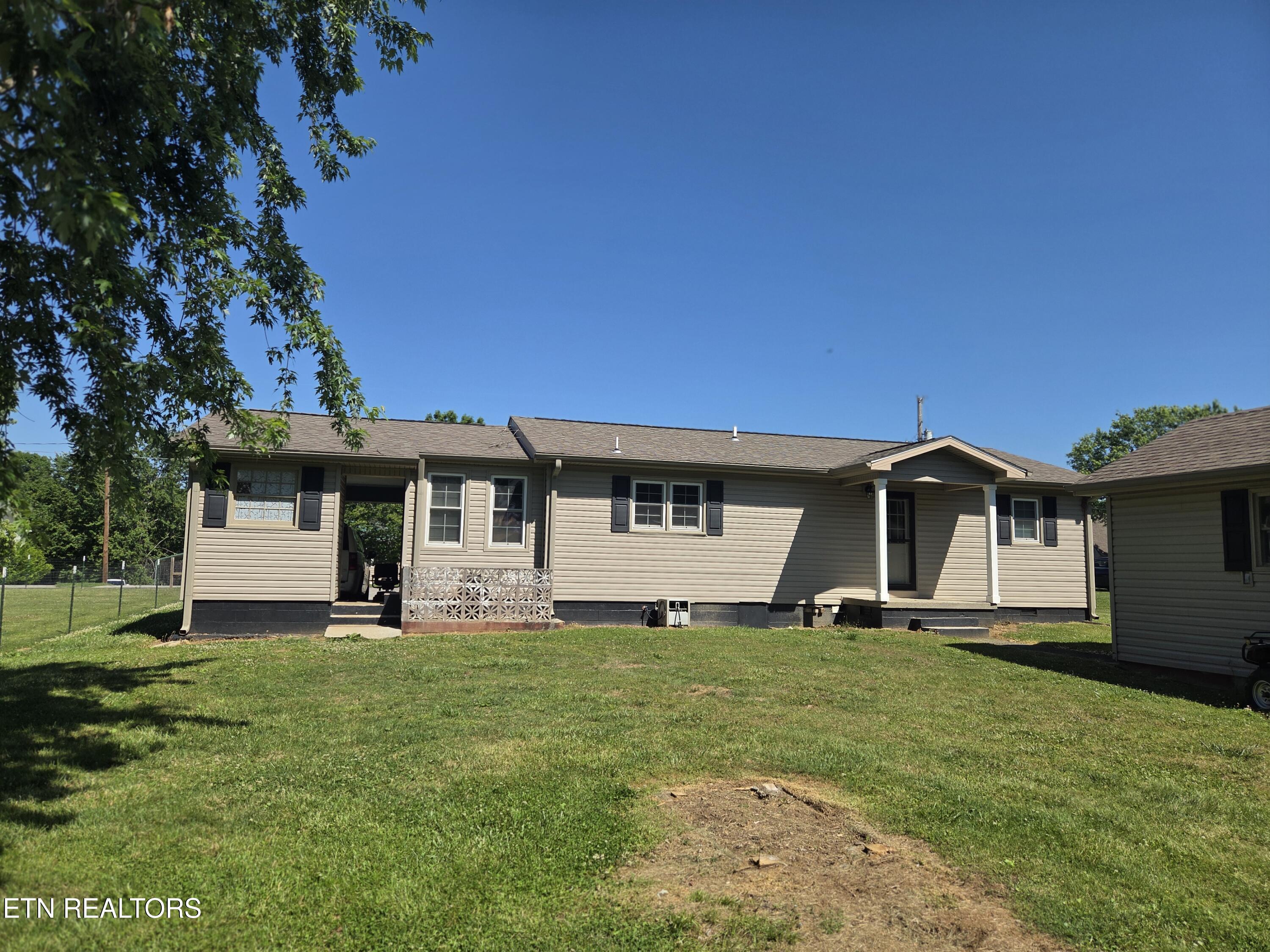 214 Wooddale Street Maryville TN 37801