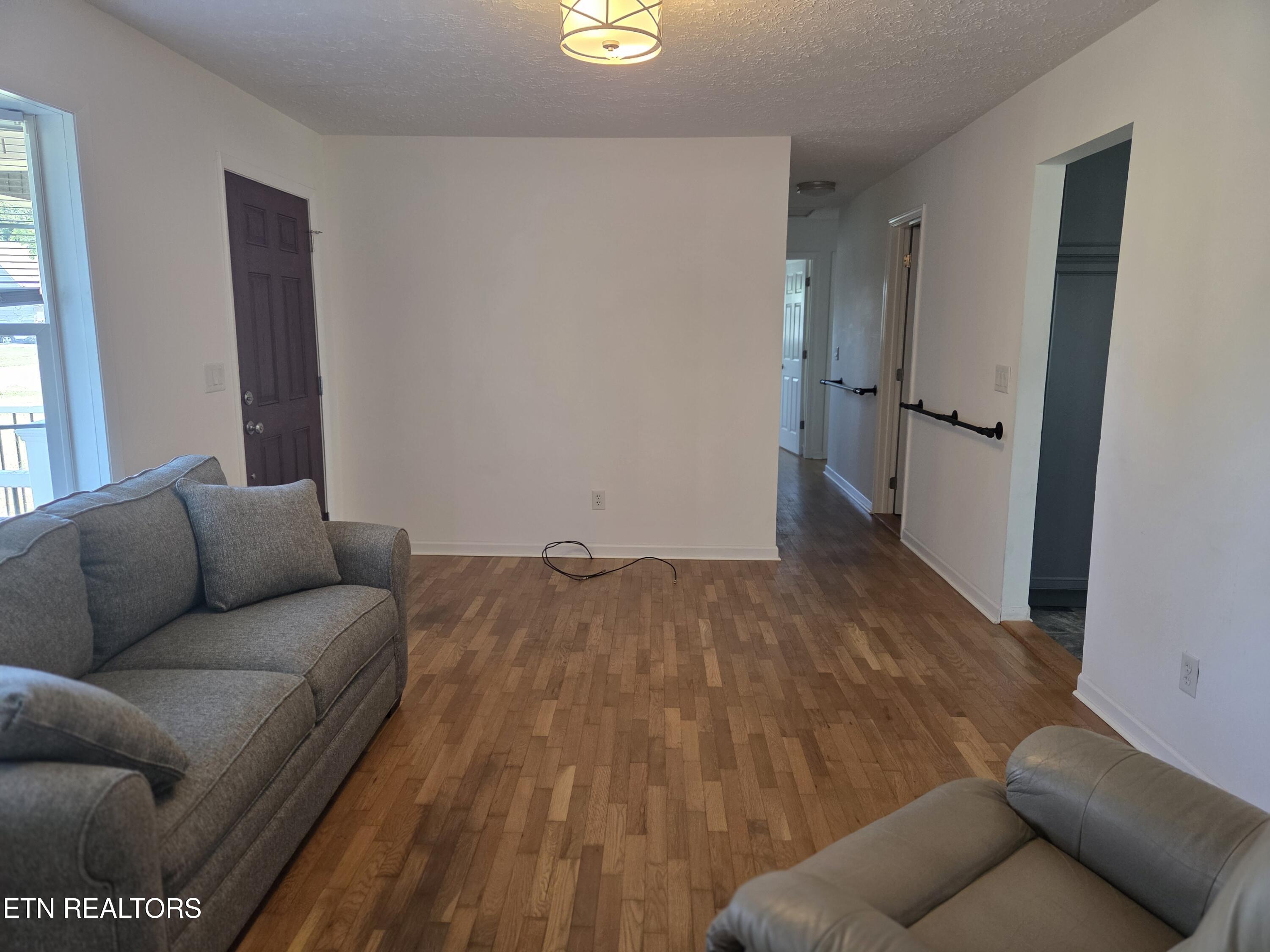 214 Wooddale Street Maryville TN 37801