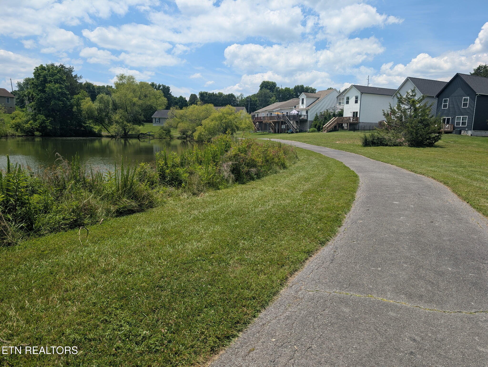 6756 Water Lilly Way Knoxville TN 37918