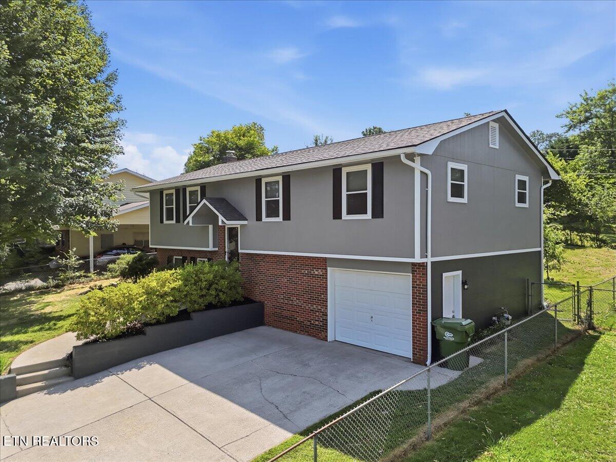 2018 Swarthmore Lane Maryville TN 37804