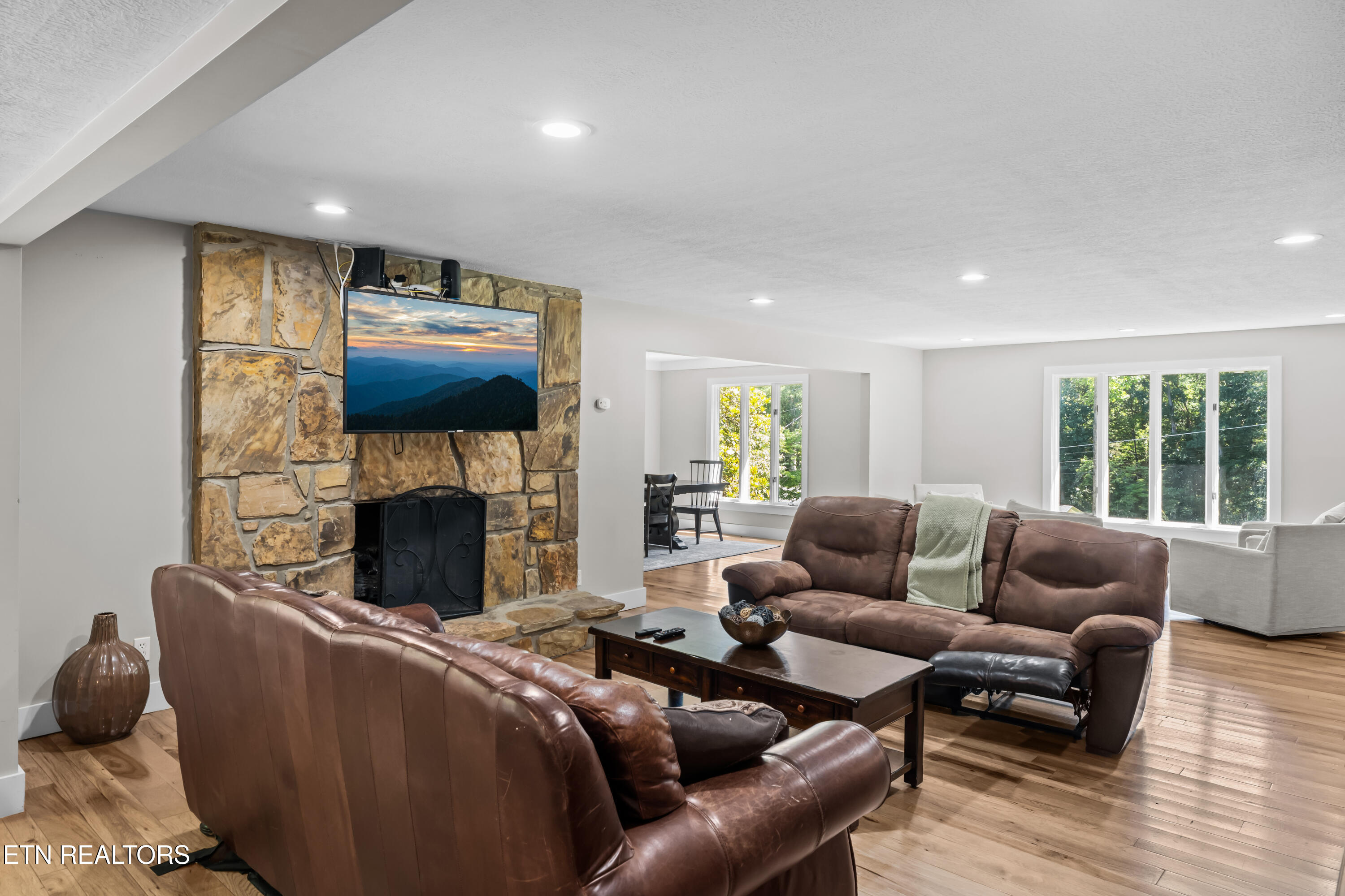 1056 Topside Drive Sevierville TN 37862