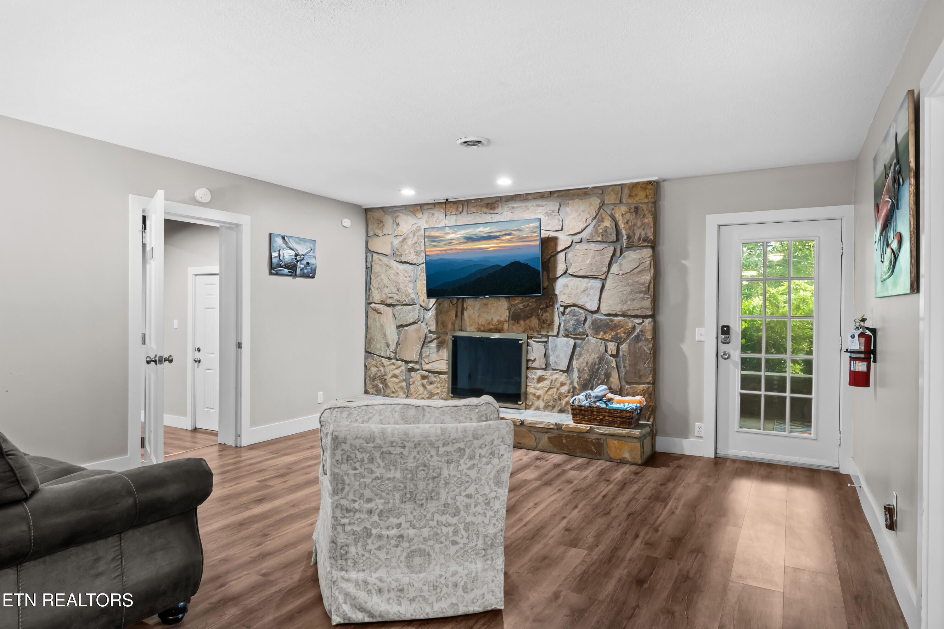 1056 Topside Drive Sevierville TN 37862