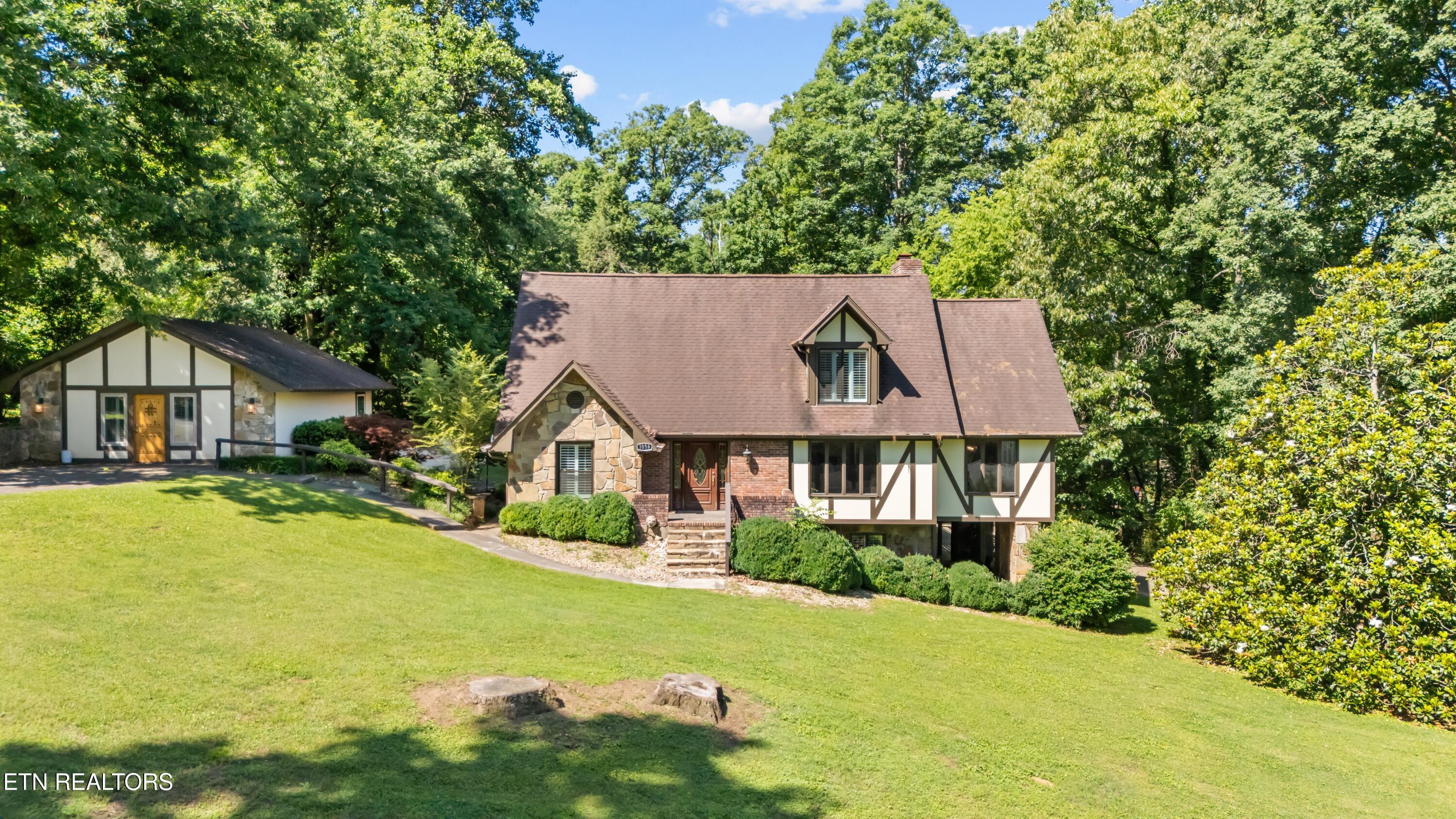 1056 Topside Drive Sevierville TN 37862