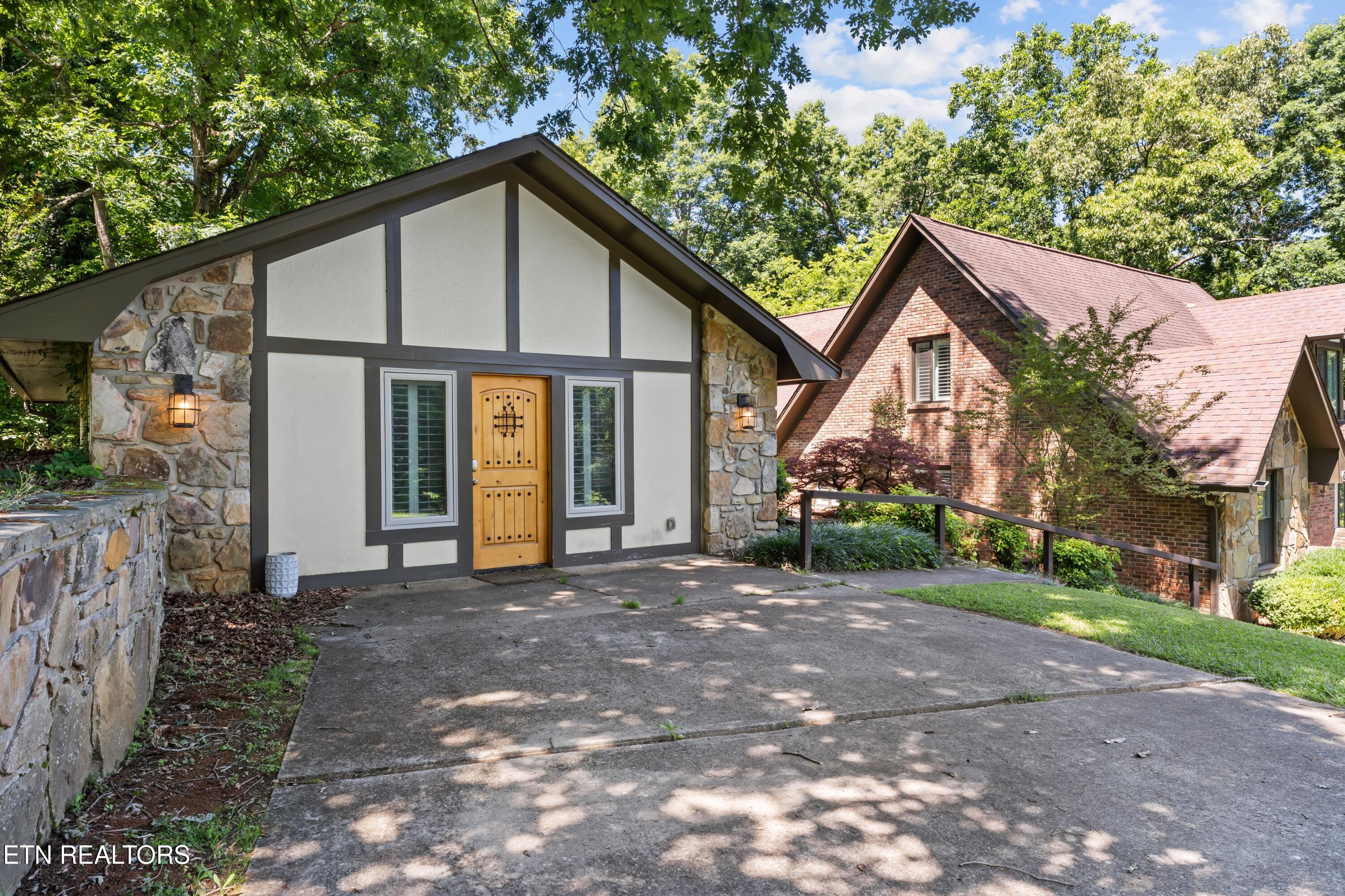 1056 Topside Drive Sevierville TN 37862