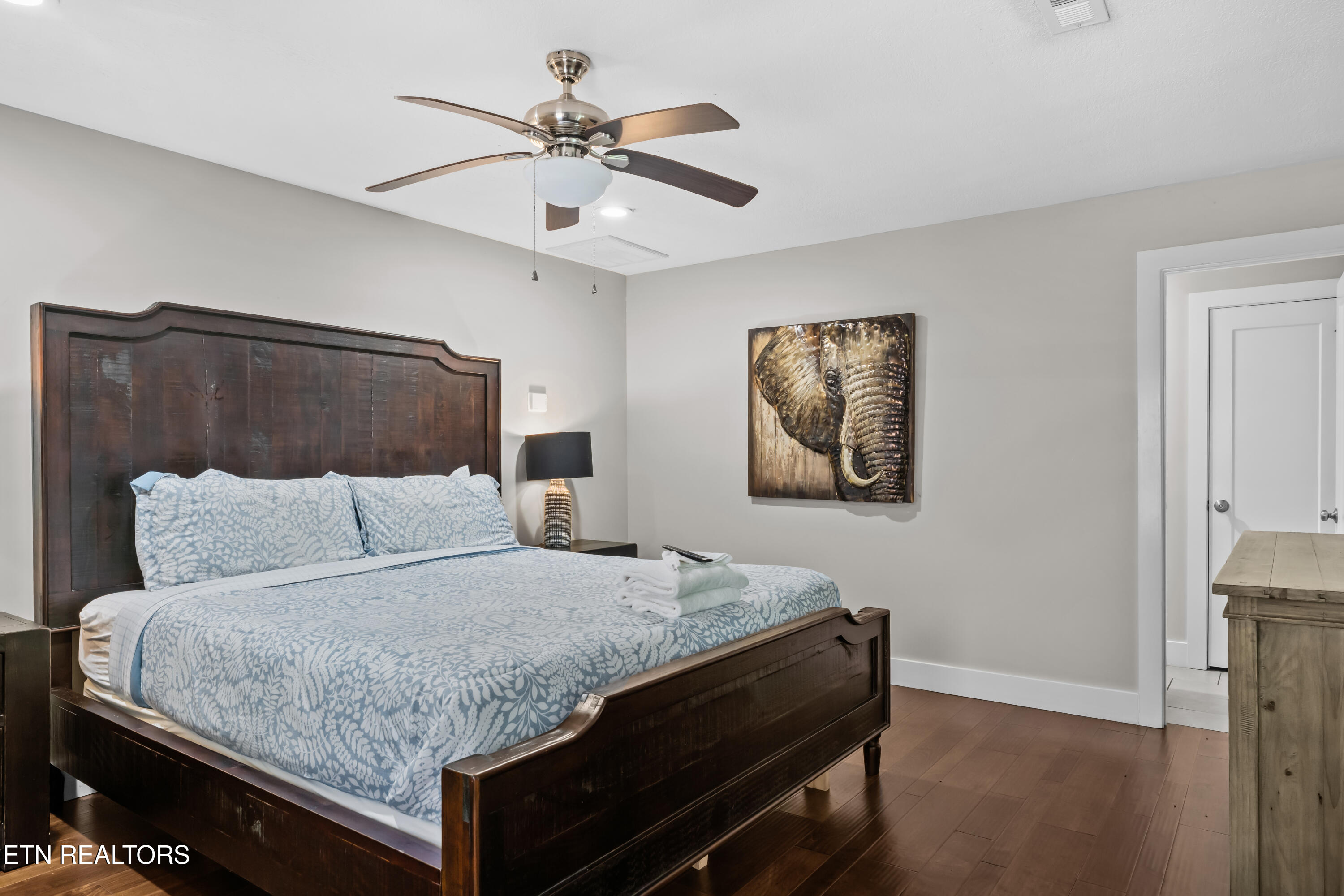 1056 Topside Drive Sevierville TN 37862